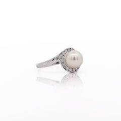 8.5mm White Pearl and Round Diamond Bypass Platinum Ring