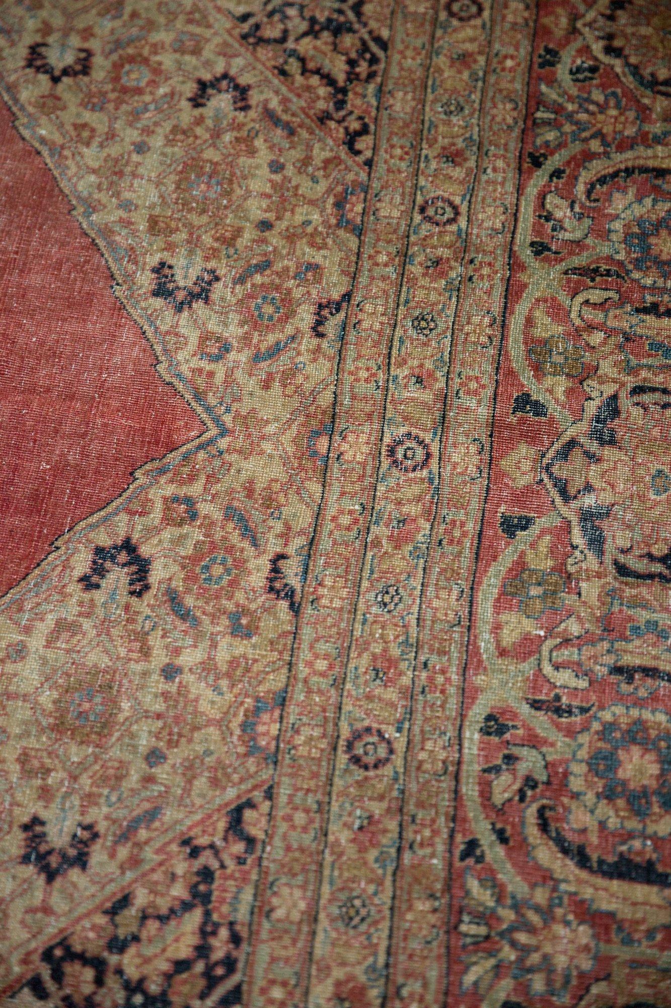 Vintage Distressed Jalili Tabriz Carpet In Good Condition For Sale In Katonah, NY