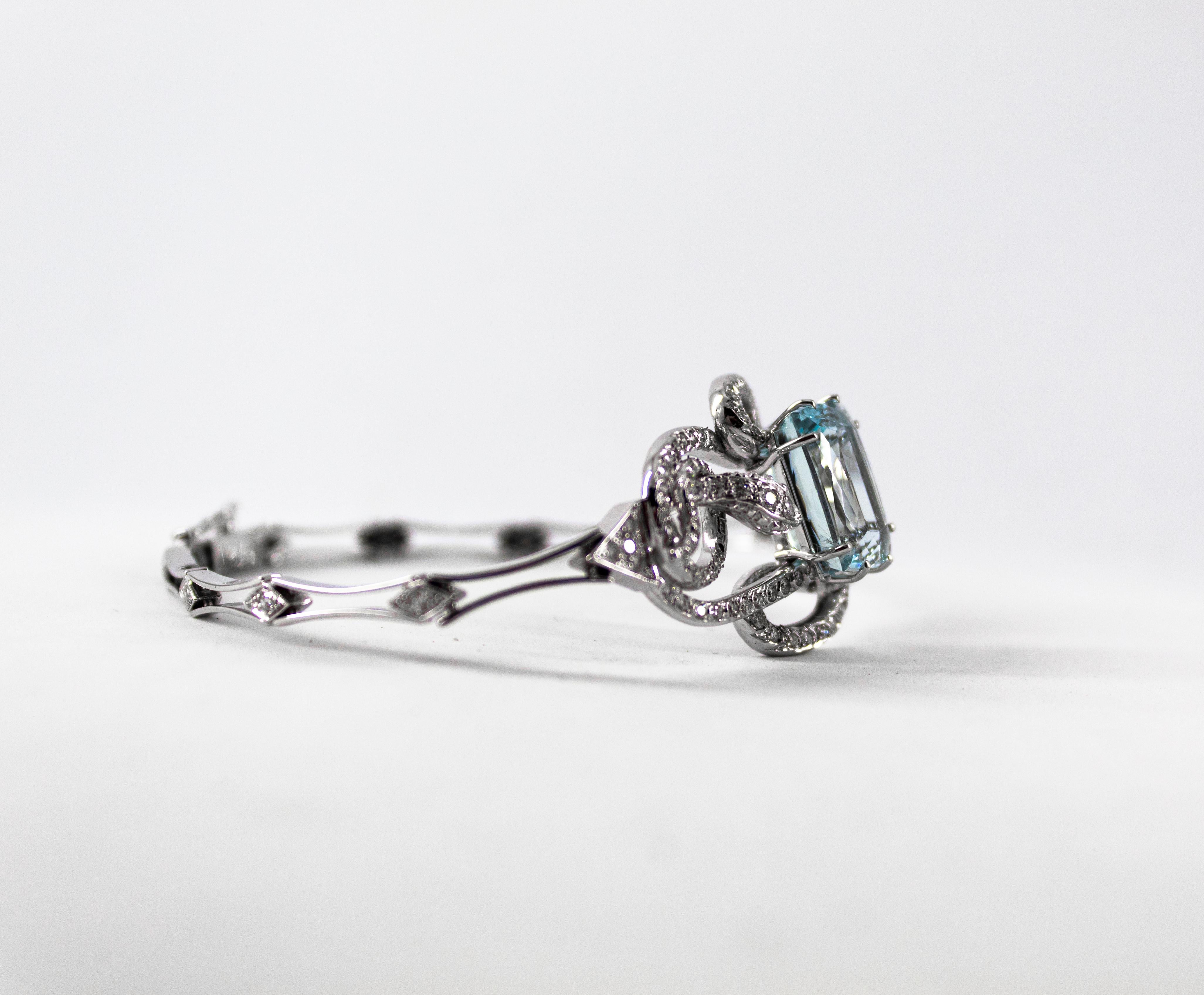 Bracelet « Serpents » en or blanc avec aigue-marine de 8,60 carats et diamants blancs de 1,25 carat en vente 5