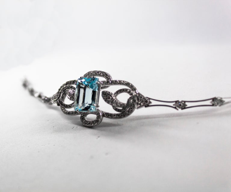 Bracelet « Serpents » en or blanc avec aiguemarine de 8,60 carats et