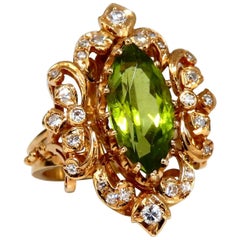 8.60 Carat Natural Green Peridot Diamond Vintage Ring 14 Karat