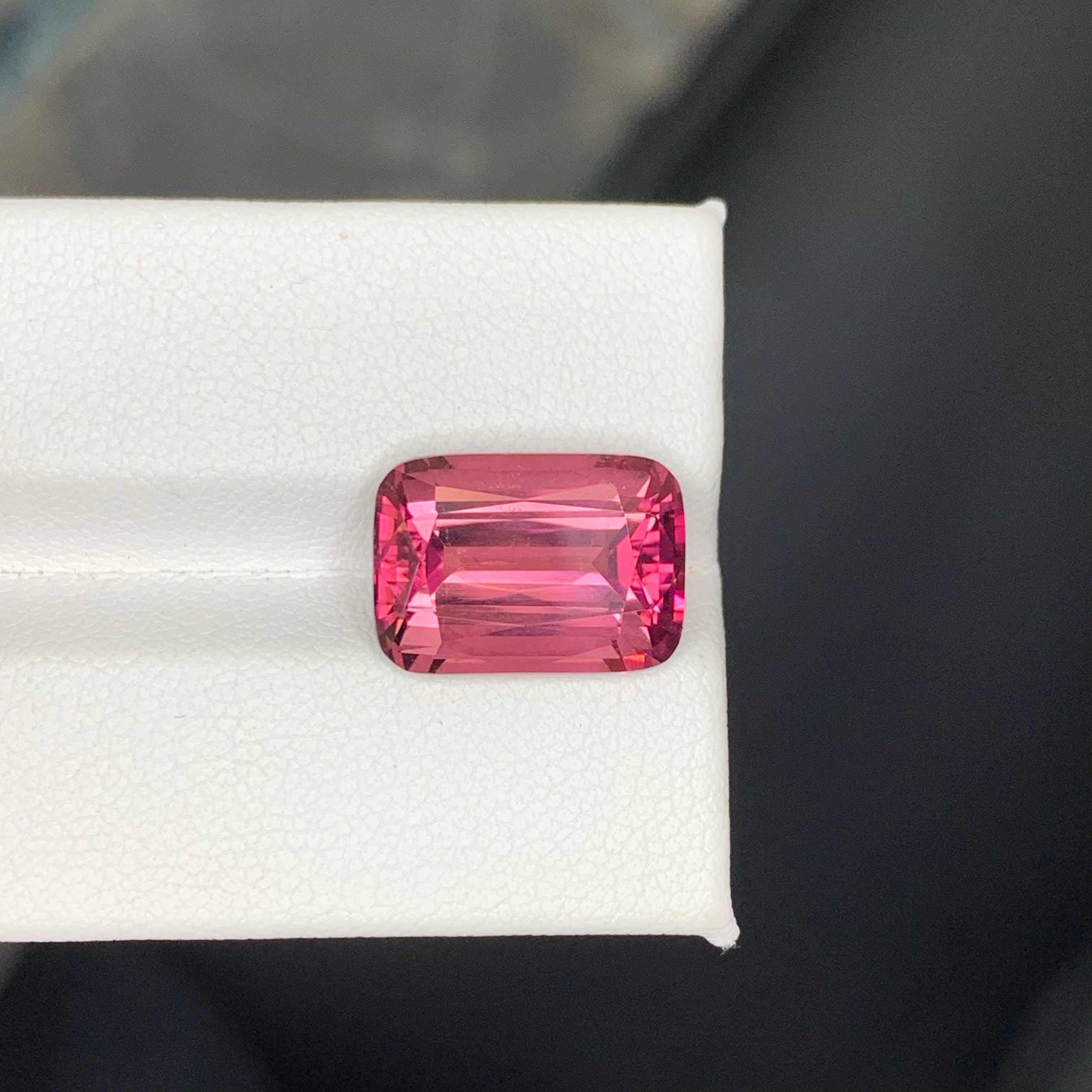 Moderno 8.60 Carati di tormalina rosa sfusa Nature taglio cuscino Gemma afgana in vendita