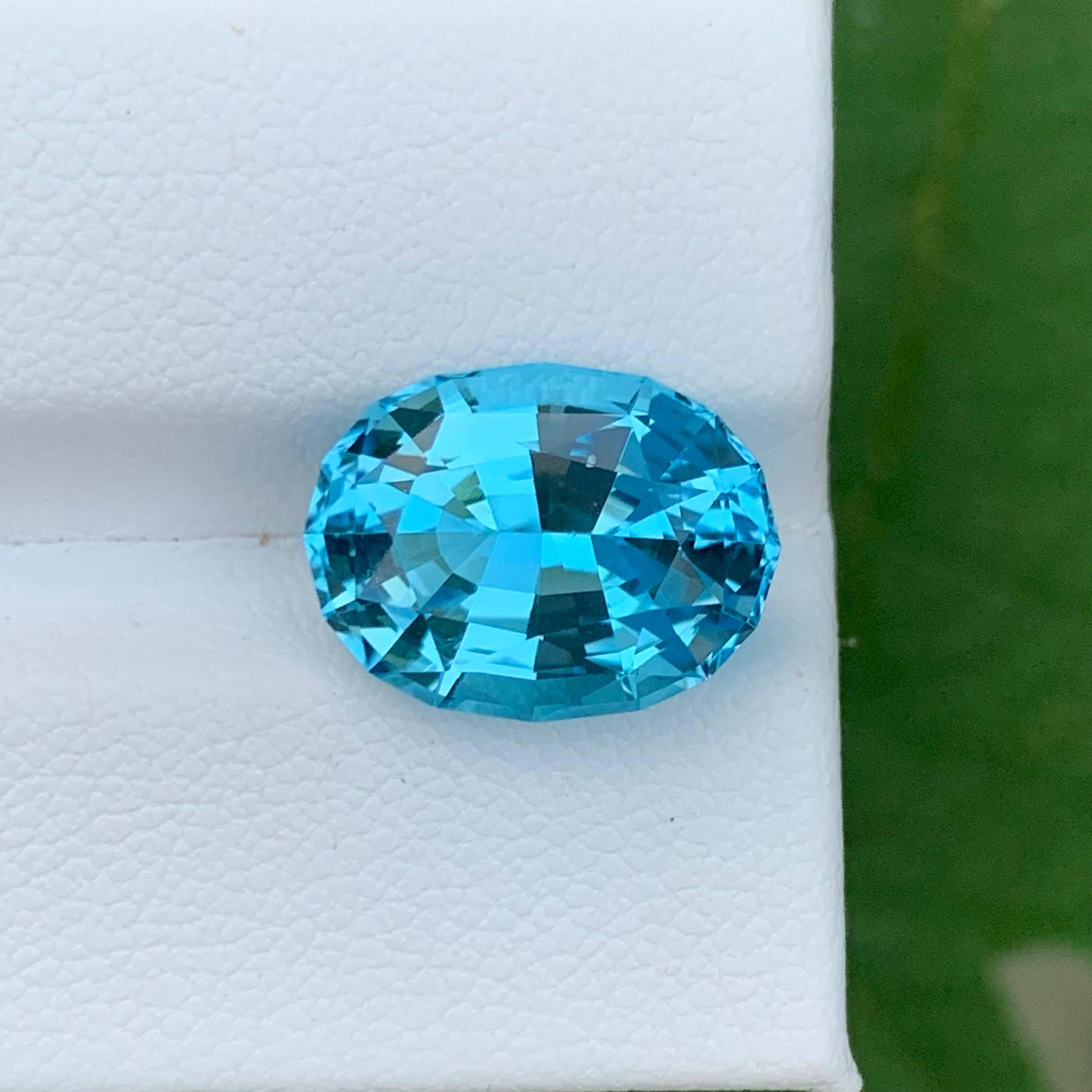 Peso 8,60 carati 
Dimensioni 13,9x10,5x7,8 mm
Trattamento Nessuno 
Origine Africa 
Clarity Loup Clean 
Forma Taglio Ovale 





Questa pietra di Topazio Blu Neon naturale sfusa da 8,60 carati brilla con un taglio ovale abbagliante, che mette in