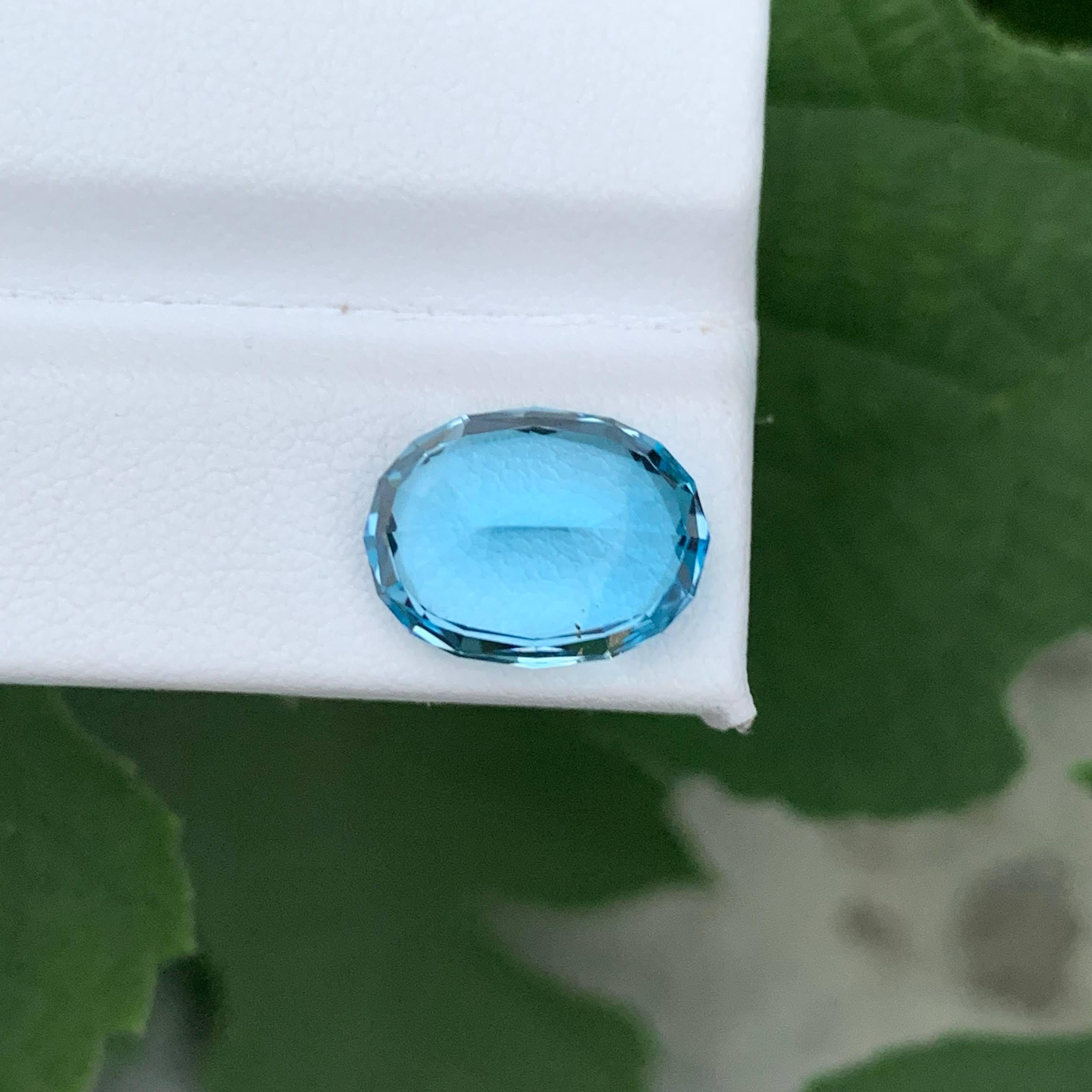 8,60 carati di pietra naturale sciolta di Topazio Blu Neon con taglio ovale Gemma del Madagascar in vendita 1