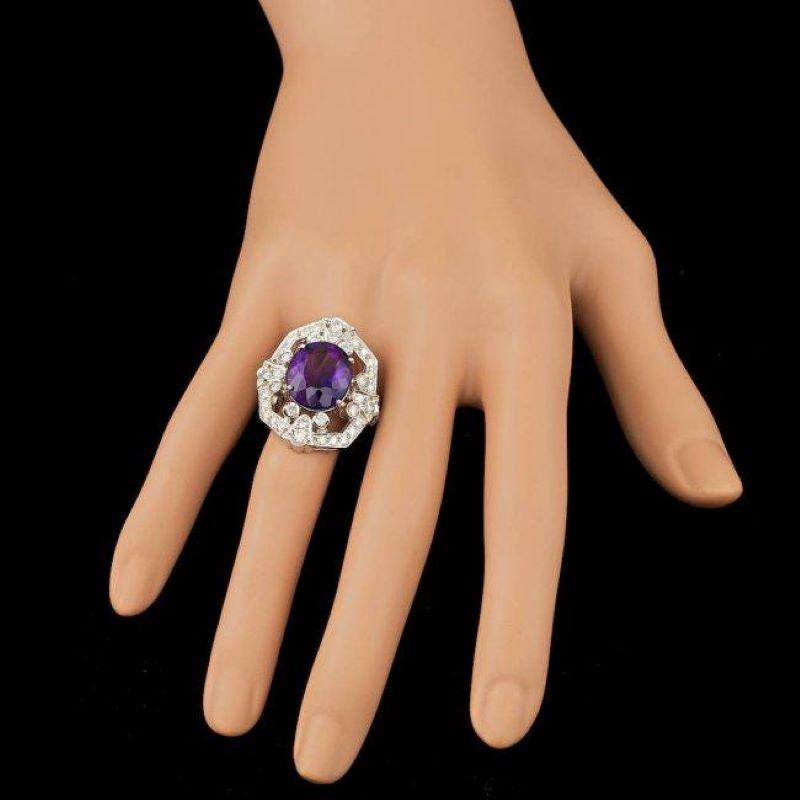 8.60 Carats Natural Amethyst and Diamond 14K Solid White Gold Ring In New Condition For Sale In Los Angeles, CA