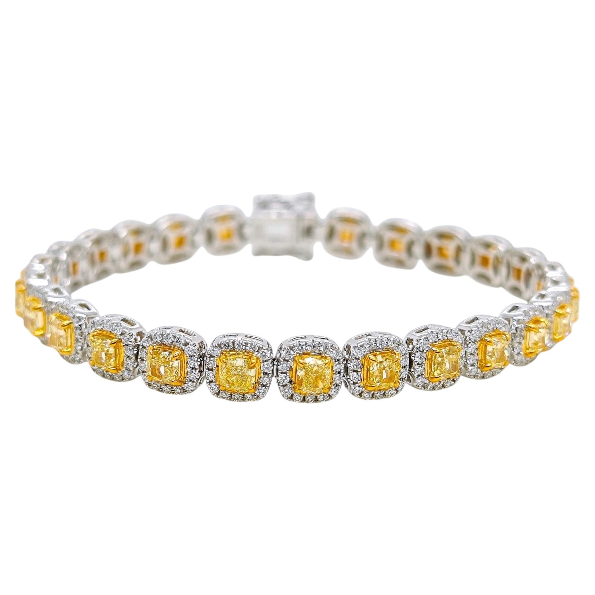 Bracciale in oro bianco con diamante giallo da 8,61 carati in vendita