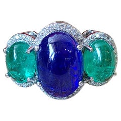 8.61 Carats, Tanzanite, Emerald Cabochons 
Diamonds Three, Stone / Dome Ring