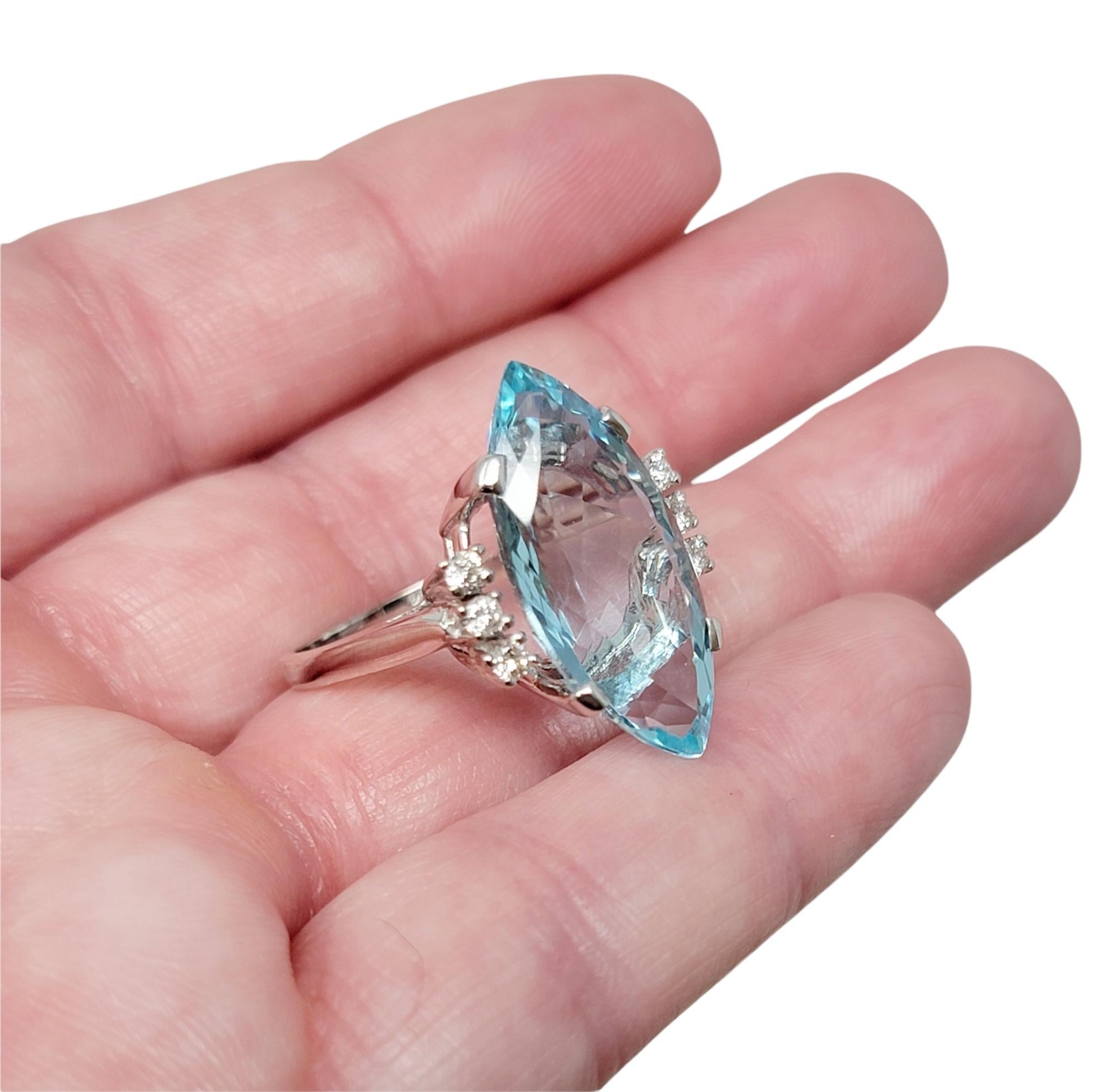 Women's 8.61 Carats Total Marquis Cut Aquamarine and Diamond Cocktail Ring 14 Karat Gold For Sale