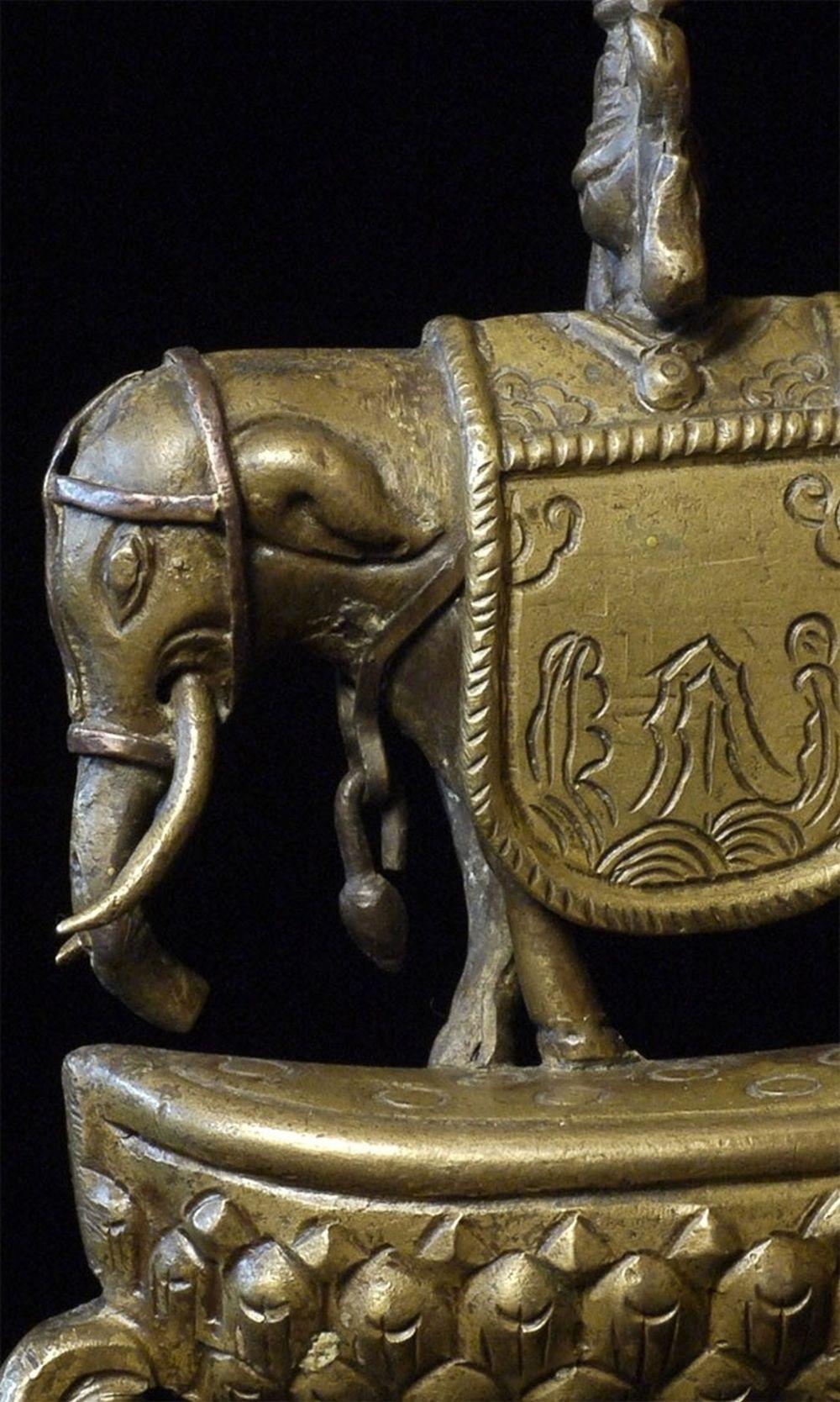 Tibetisches Altarstück aus Bronze aus dem 18./19. Jahrhundert – 8629 im Angebot 2