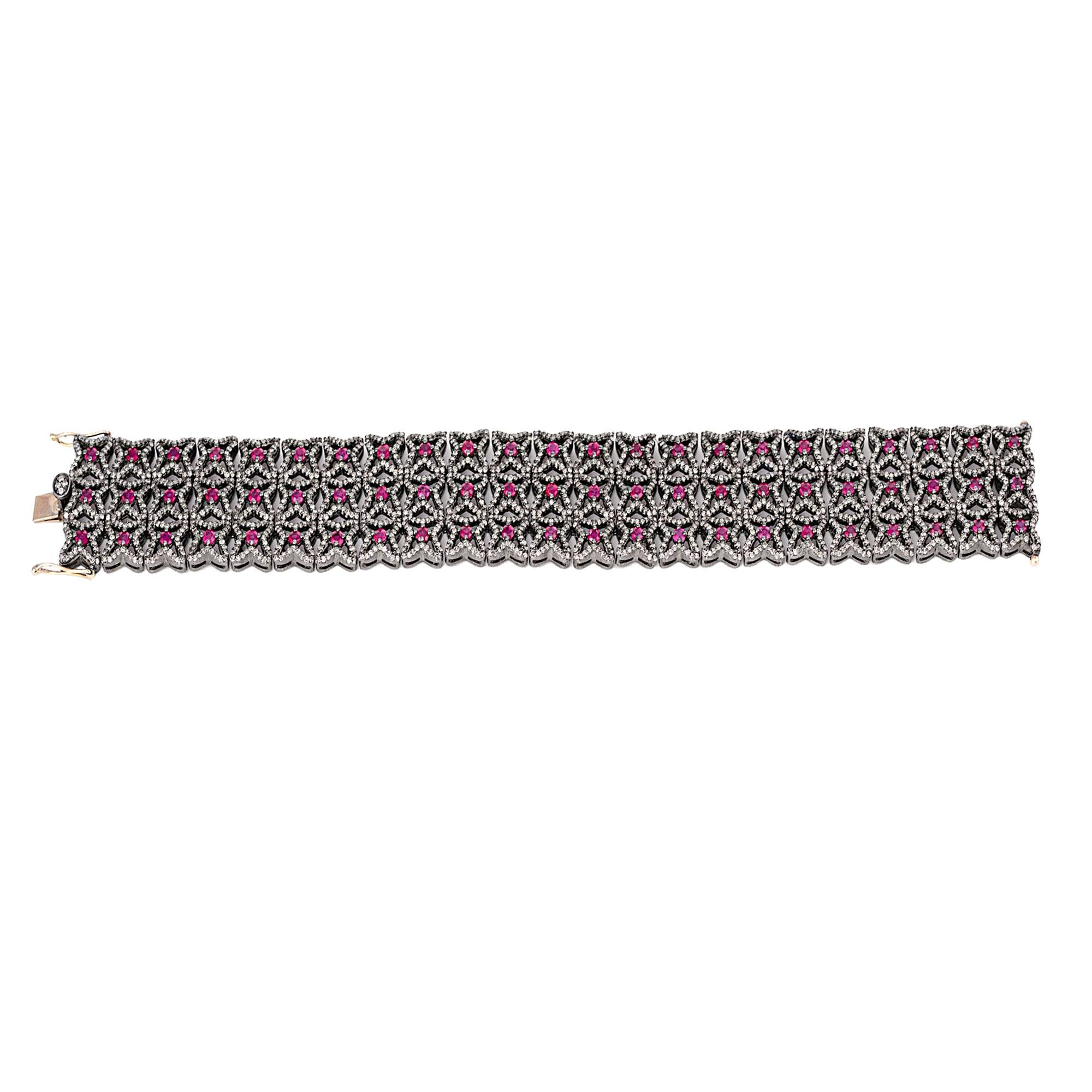 Round Cut 8.63 Carat Diamond and Ruby Vintage-Style Retro Bracelet