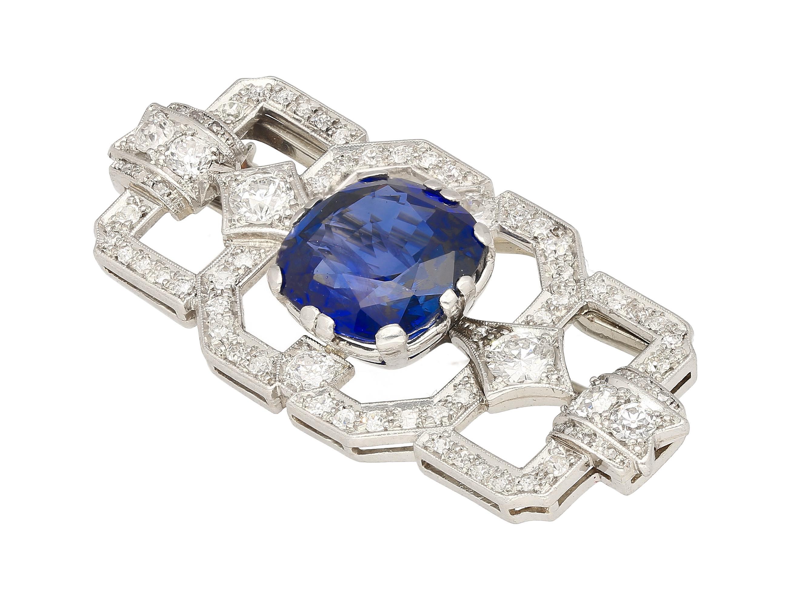 Brosche/Anstecknadel, 8,64 Karat AGL-zertifizierter blauer Saphir und Diamant im Ceylon-Kissenschliff mit Kissenschliff im Angebot 2