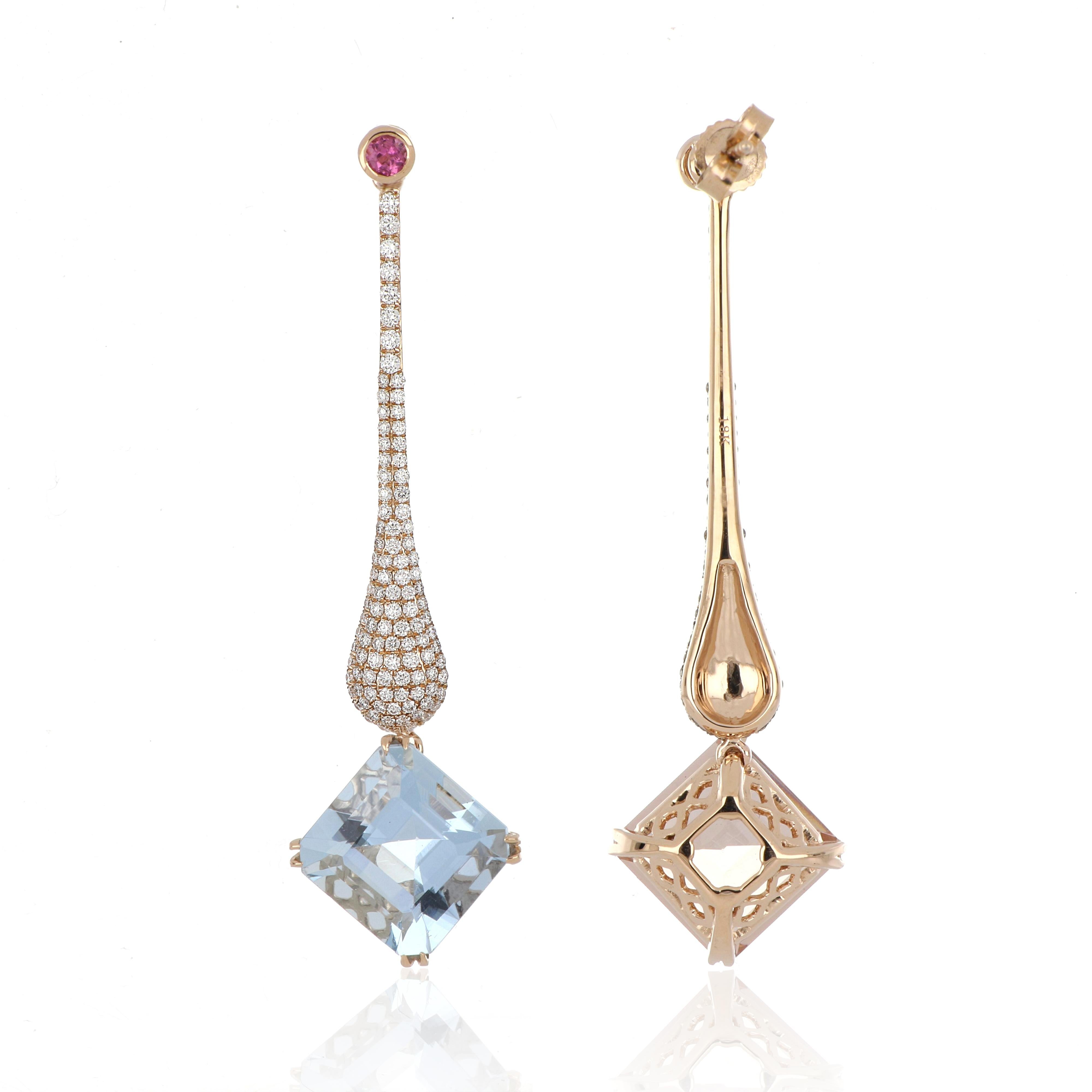 Orecchino di Morganite e Acquamarina da 8,64 carati totali con diamanti in oro 18 carati in vendita 3