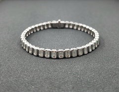 8.64 ct Emerald Cut Bezel Set Tennis Bracelet in Platinum