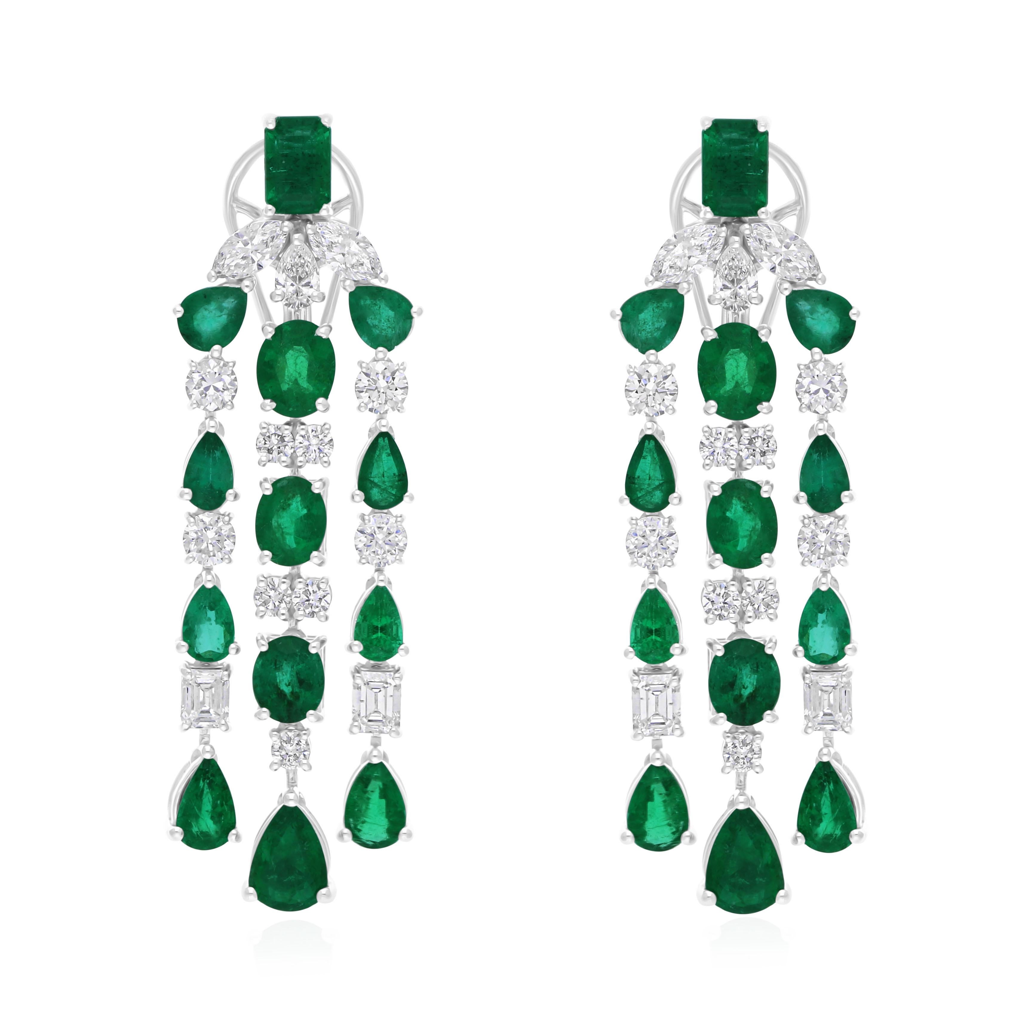 Pendientes Colgantes Triples Esmeralda de Zambia 8,64cts Diamante 3,60cts Oro Blanco 14k Corte mixto en venta