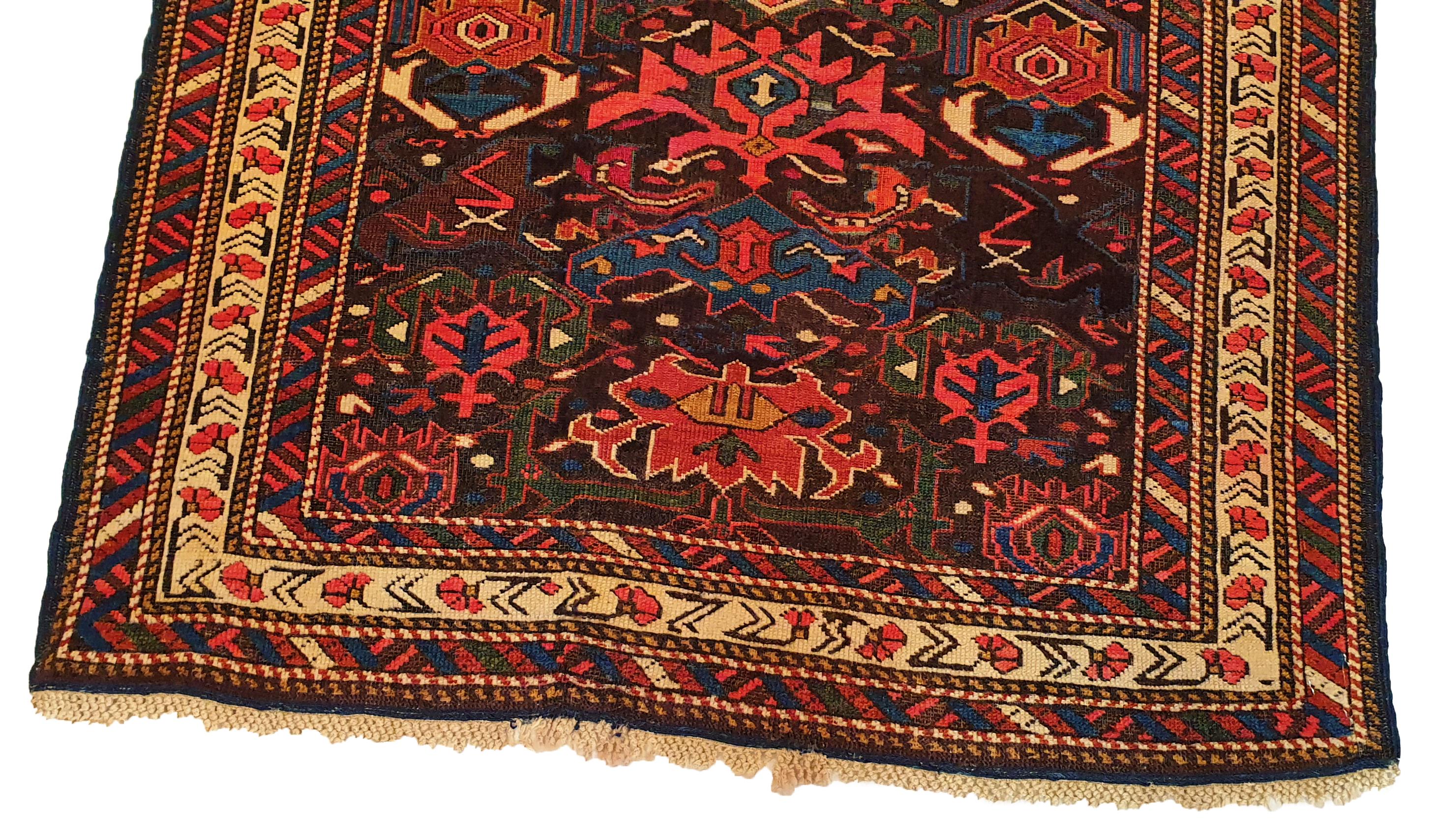 Noué à la main Tapis du Caucase du XIXe siècle 865 en vente