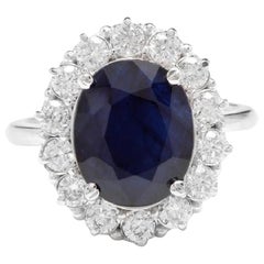 8.65 Carat Exquisite Natural Blue Sapphire and Diamond 14 Karat Solid White Gold
