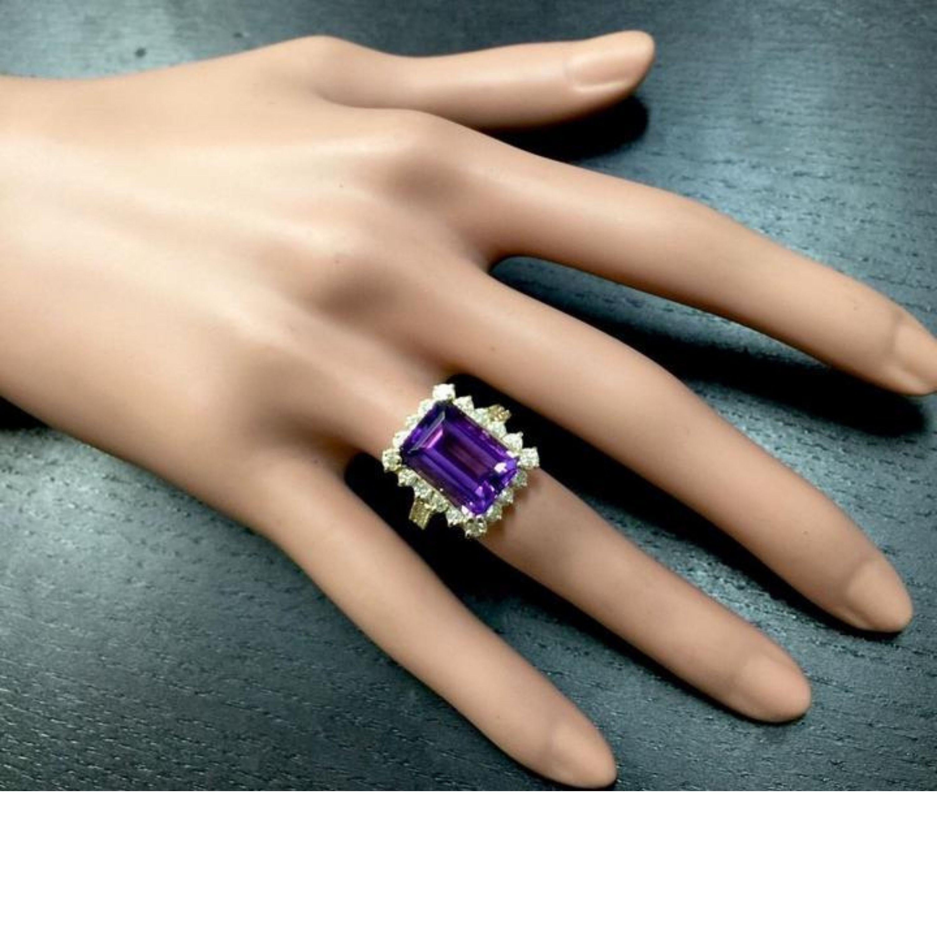 8.65 Carat Natural Amethyst and Diamond 14 Karat Solid Yellow Gold Ring For Sale 1