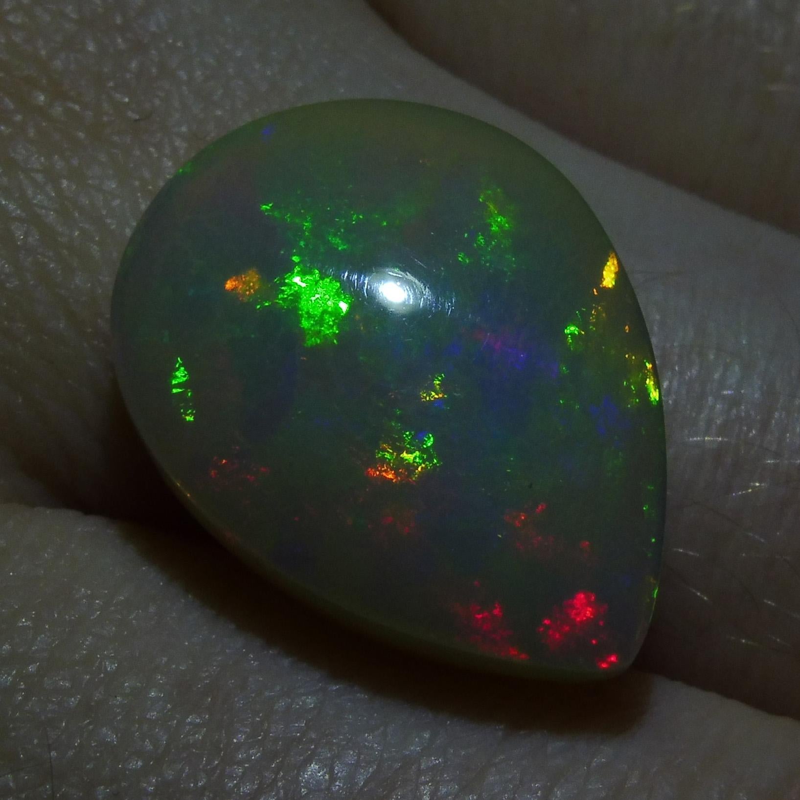 Women's or Men's 8.67 ct Pear Cabochon Opal For Sale