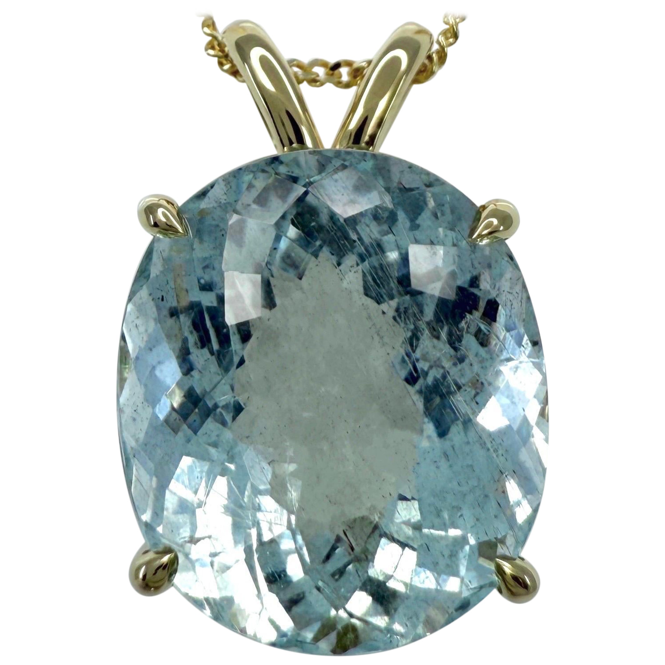 8.67ct Light Blue Aquamarine Oval Cut 18k Yellow Gold Solitaire Pendant Necklace
