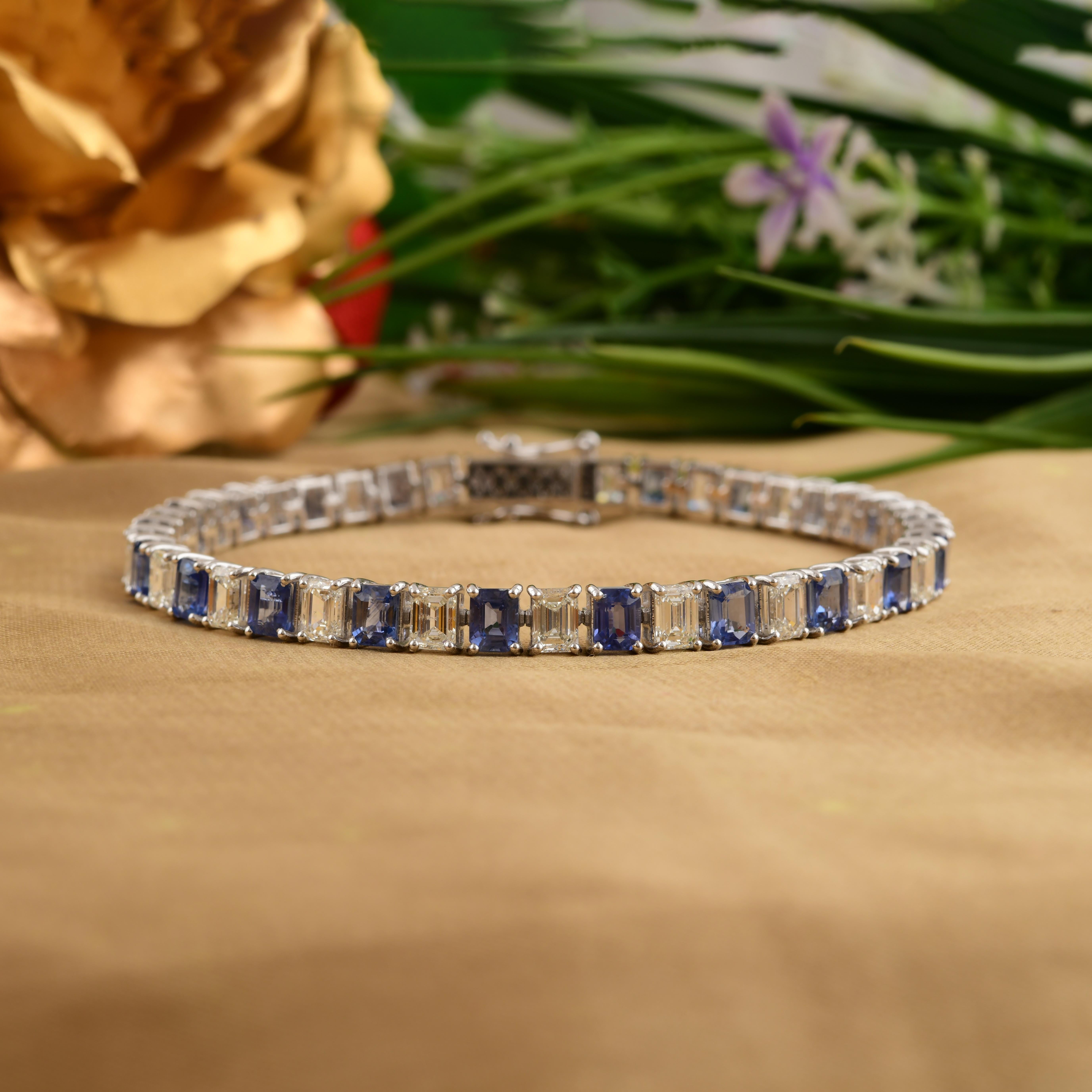 Women's 8.68 Carat Blue Sapphire 6.91 Carat SI/H Diamond Bracelet 18 Karat White Gold For Sale