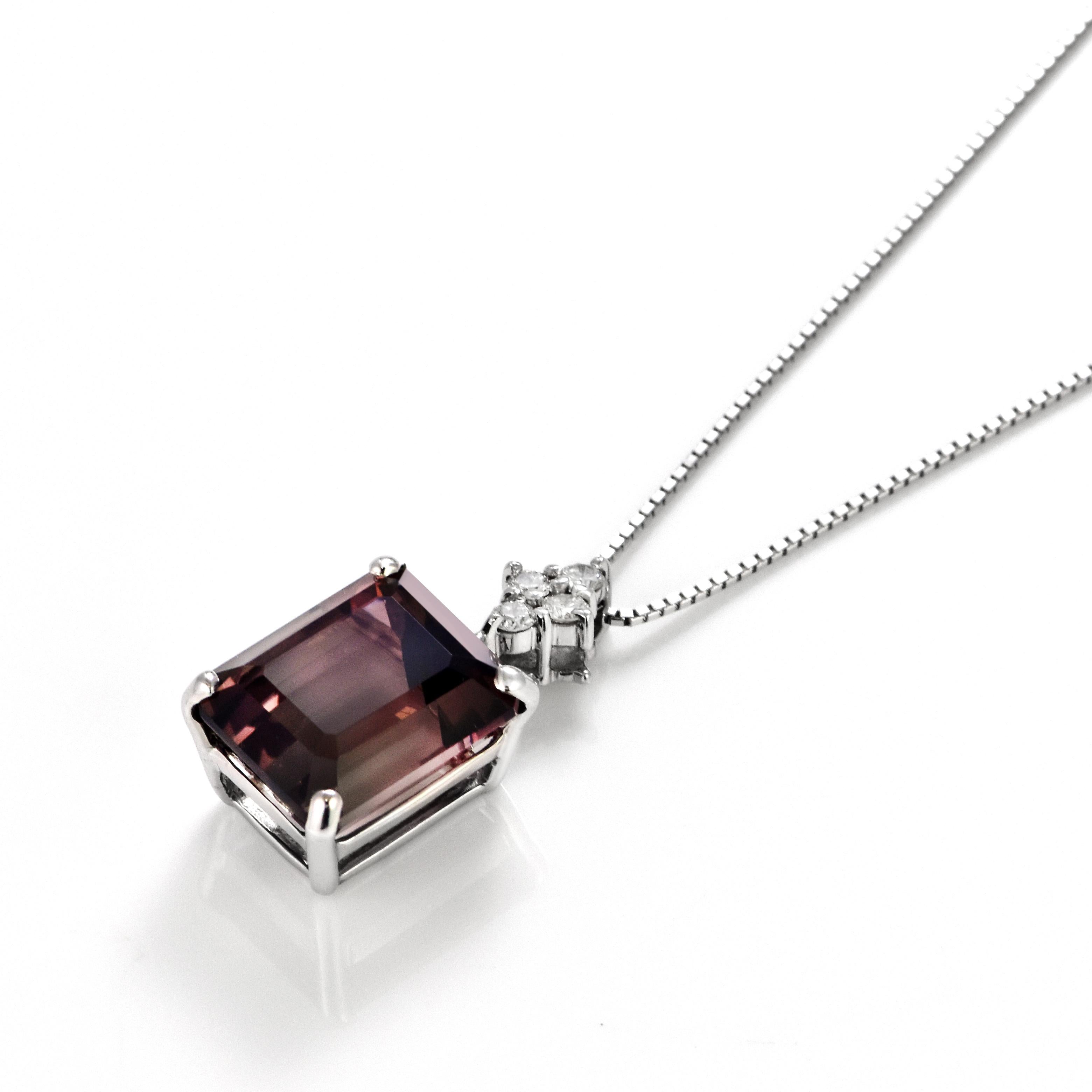 Pendentif en or blanc 18 carats, tourmaline naturelle bicolore et diamants de 8,68 carats en vente 2