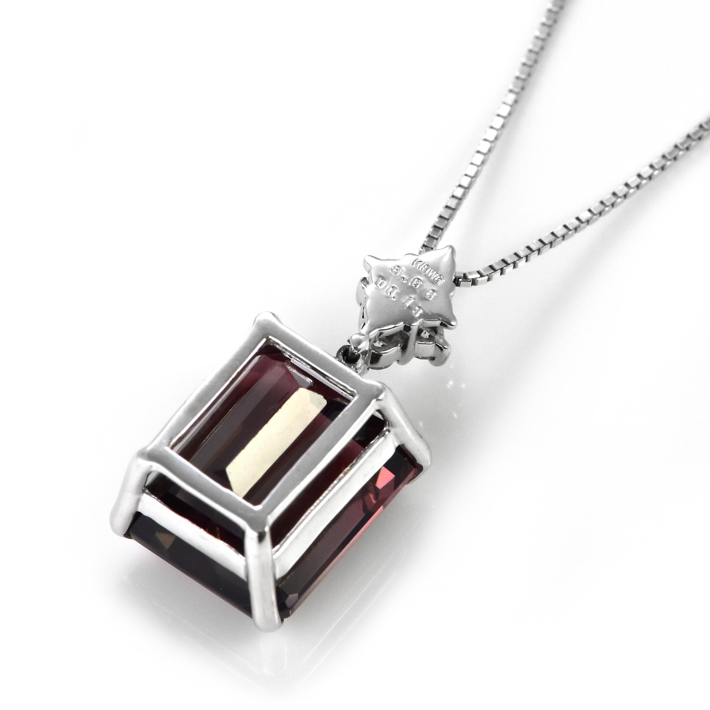 Pendentif en or blanc 18 carats, tourmaline naturelle bicolore et diamants de 8,68 carats en vente 3