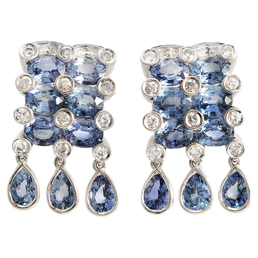 Pendientes de gota de oro blanco de 18 quilates con zafiro azul natural de 8,68 quilates y diamantes de 0,75 quilates en venta