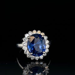 8.69 Carat Oval NO HEAT Sapphire GIA and Diamond Platinum Statement Ring