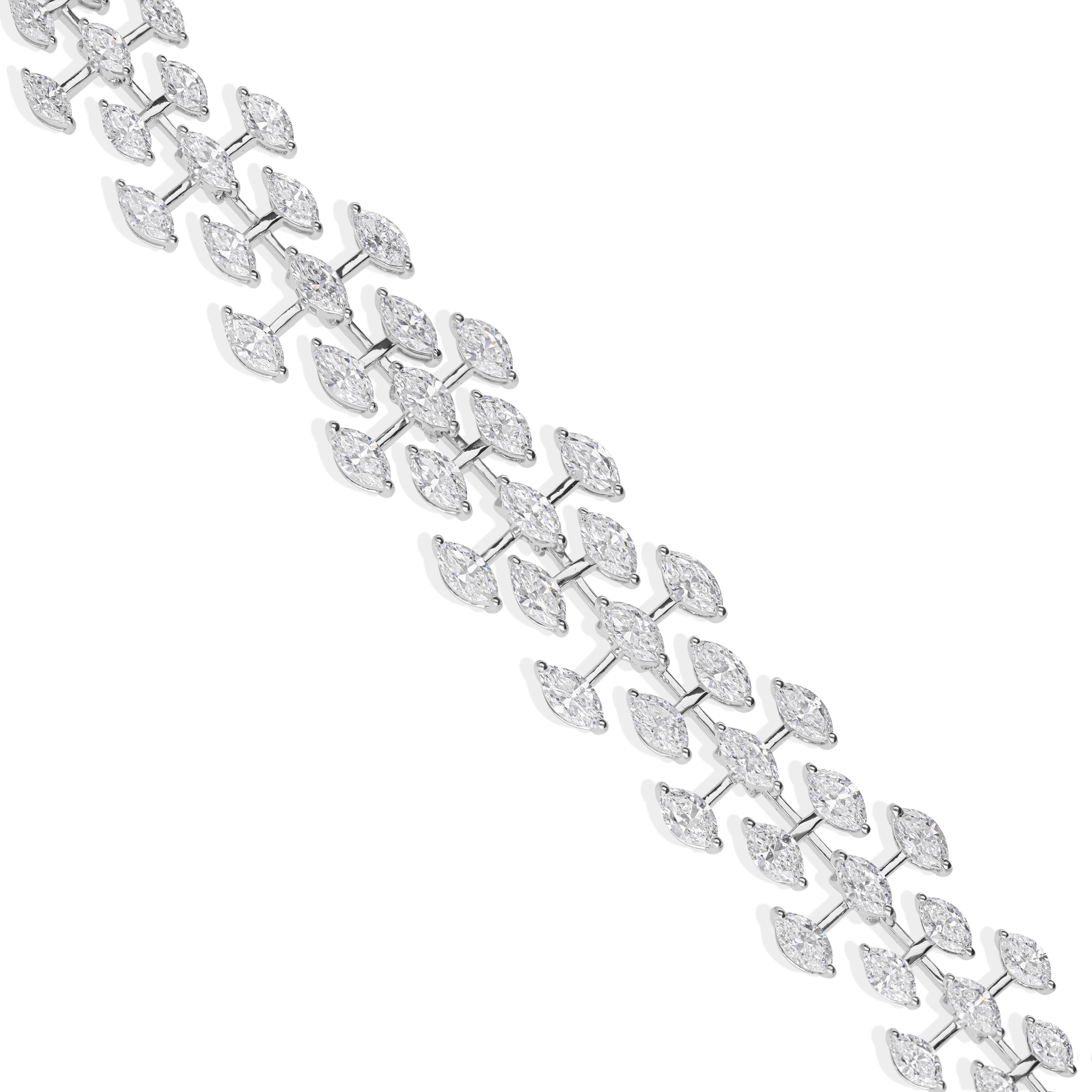 Bracciale con diamanti marquise da 8,69 carati SI/HI in oro bianco 18 carati certificato SGL In condizioni Nuovo in vendita a Diera, Dubai