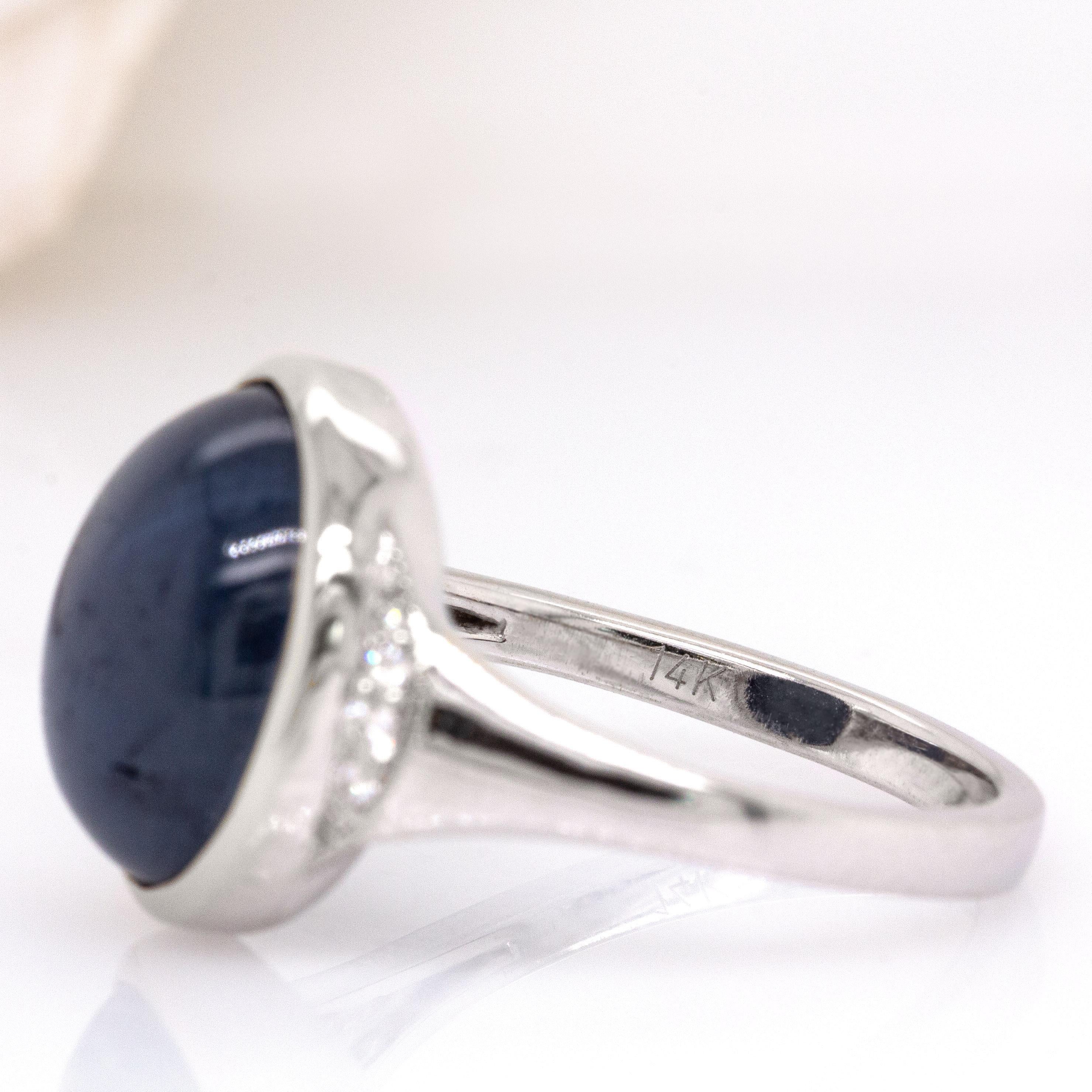 Anello con zaffiro a stella da 8,6 carati e diamanti naturali: Oro bianco massiccio 14K, 13x11mm in vendita 1