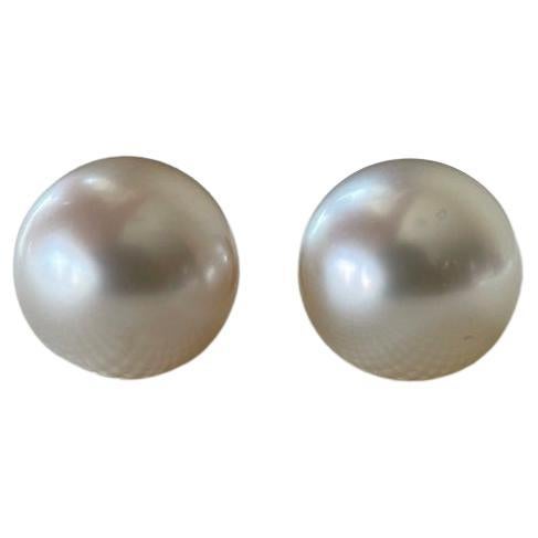 8.6mm Silvery White South Sea Pearl Earring with Natural Diamonds enhance For Sale