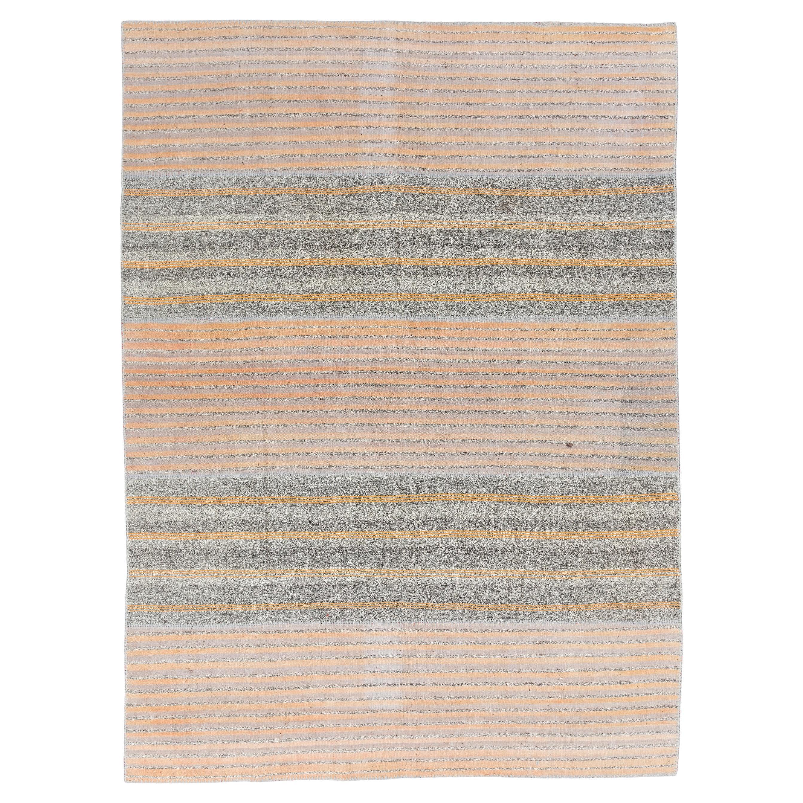 8.6x1,7 m Vintage-Kelim-Teppich, Bodenbedeckung aus Flachgewebe. Weiß, Orange, Weiß