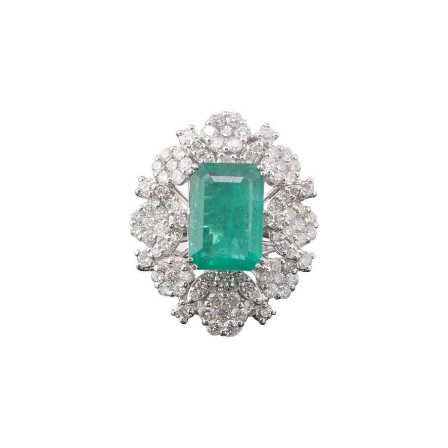8.7 Carat Emerald and Diamond Cocktail Engagement Ring For Sale
