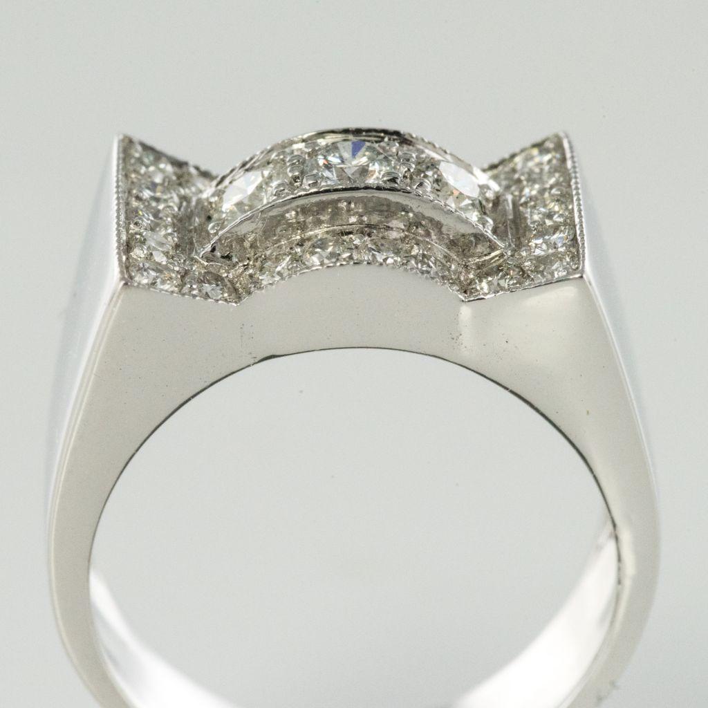 Art Deco Style 0.87 Carat Diamonds 18 Karat White Gold Ring For Sale 12