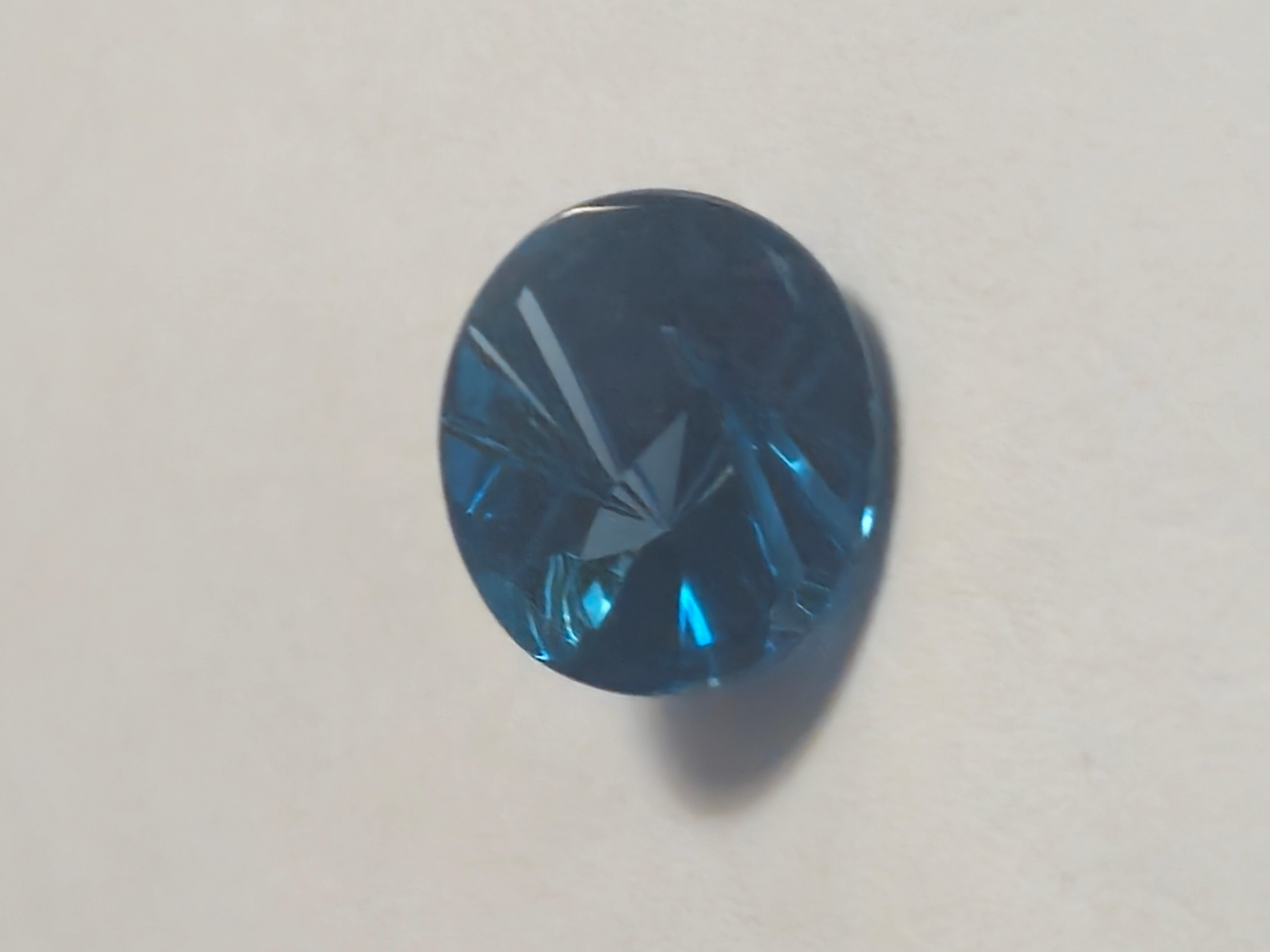 da uomo o donna 8.7 ct Oval London Blue Topaz 14X12 Fantasy Cut in vendita
