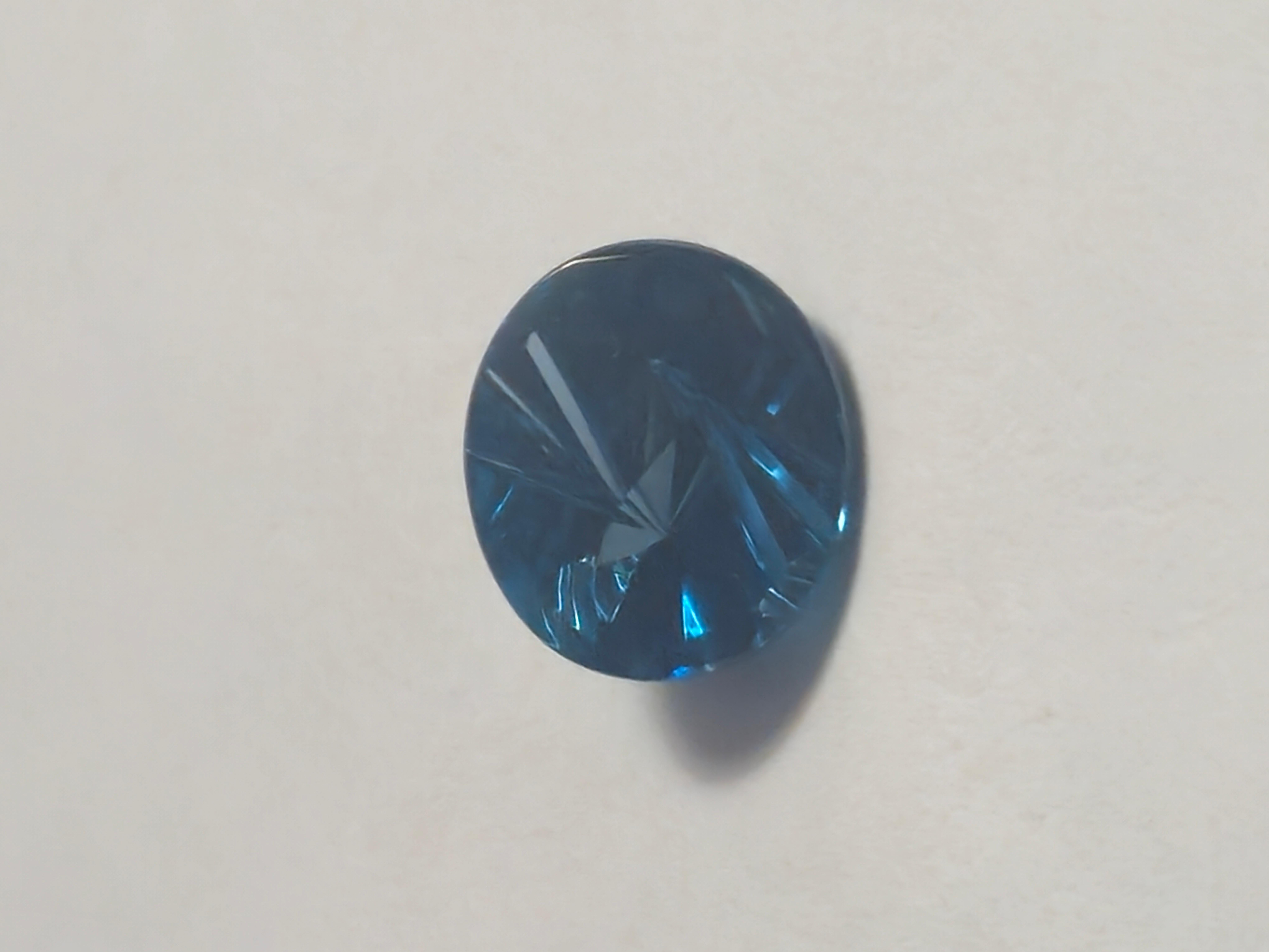 8.7 ct Oval London Blue Topaz 14X12 Fantasy Cut in vendita 4