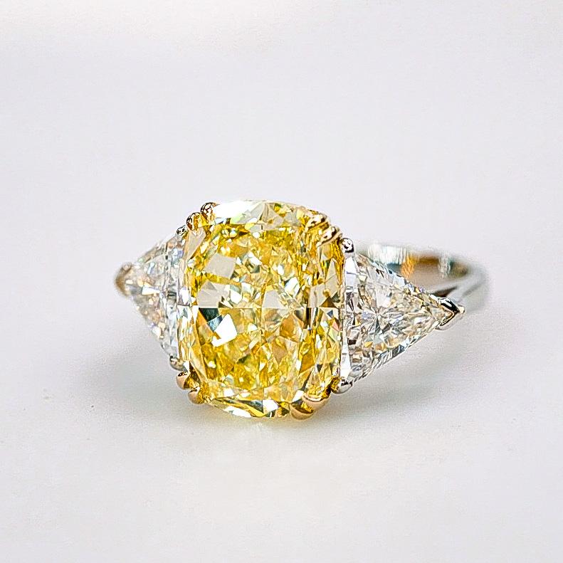 8.70 Carat Fancy Yellow Intense Cushion Cut VVS2 GIA Three Stone Engagement Ring For Sale 3