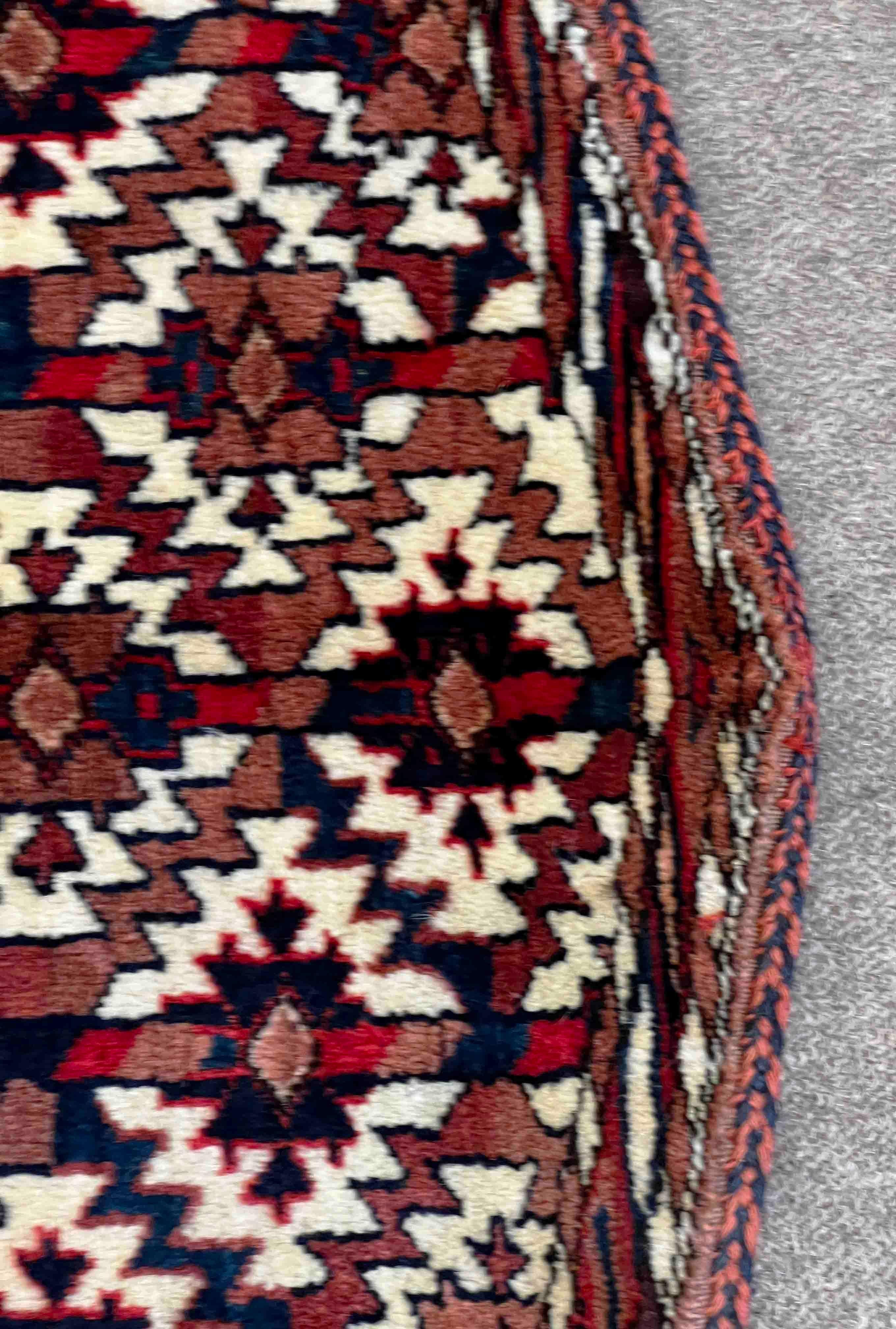 Laine 870 - Très beau tapis Bukhara « Asmalik » en vente