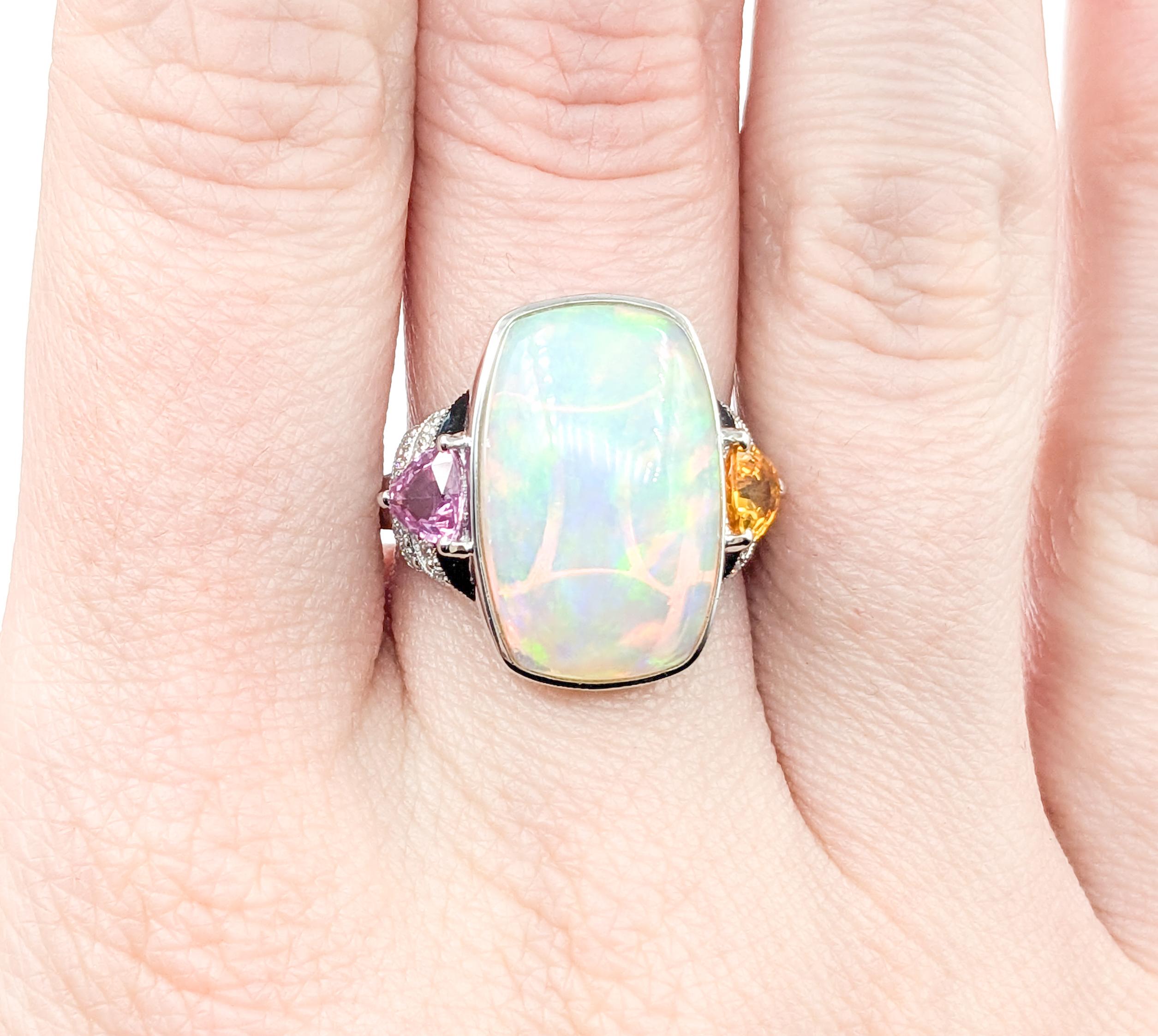 Ring aus Platin mit 8,70 Karat Opal, Cabochon, mehrfarbigem Saphir und Diamant Damen