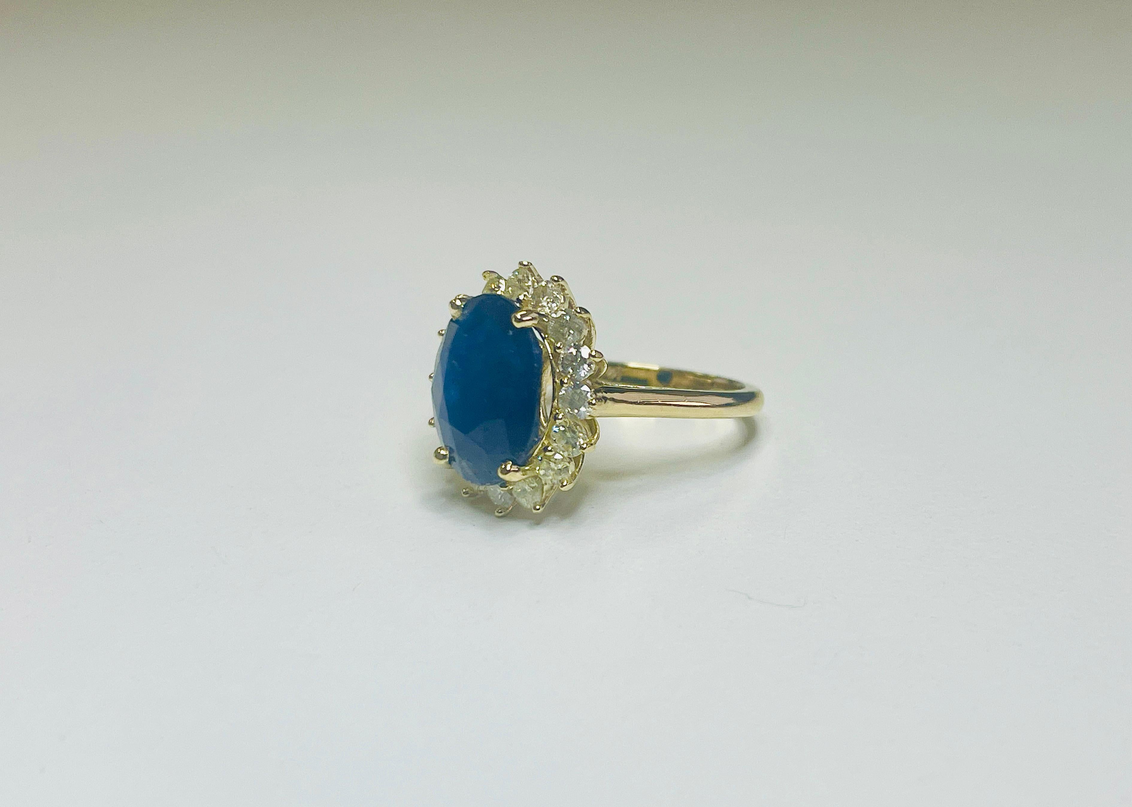 Cushion Cut 8.71 Carat Intense Blue Oval Cut Natural Sapphire 14K Yellow Gold Diamond Ring For Sale