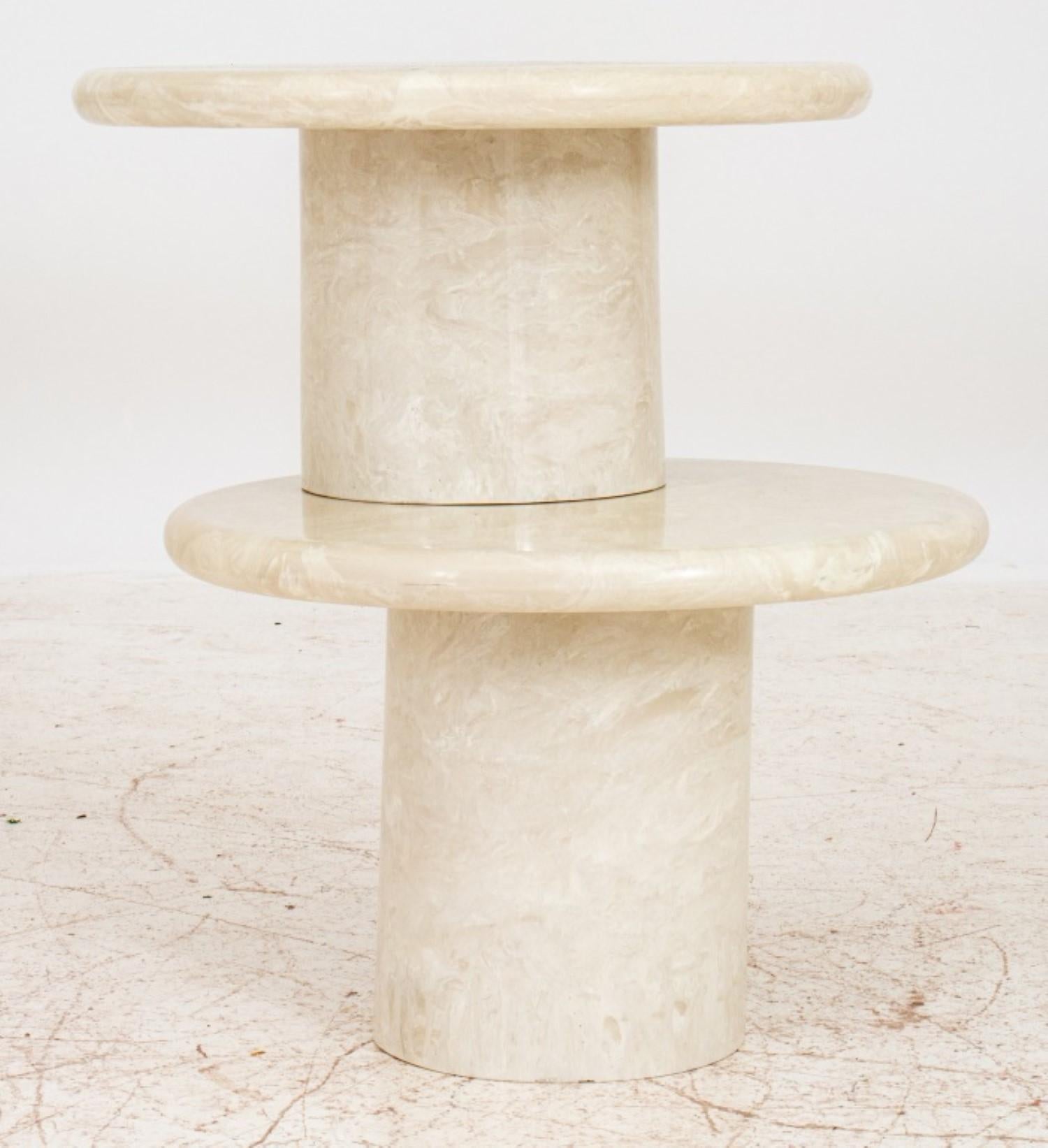 87187Two Onyx Pattered Round Occasional Tables In Good Condition For Sale In New York, NY