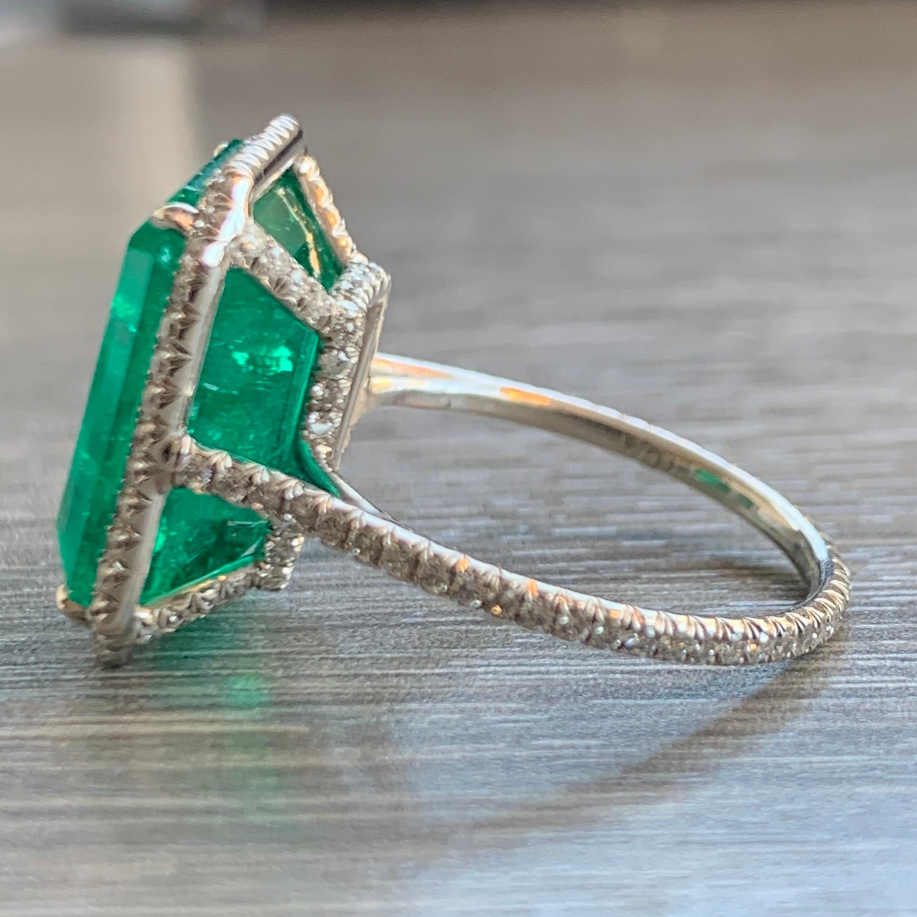 8.72 Ct. Certified Colombian Emerald and Diamond Ring For Sale 3