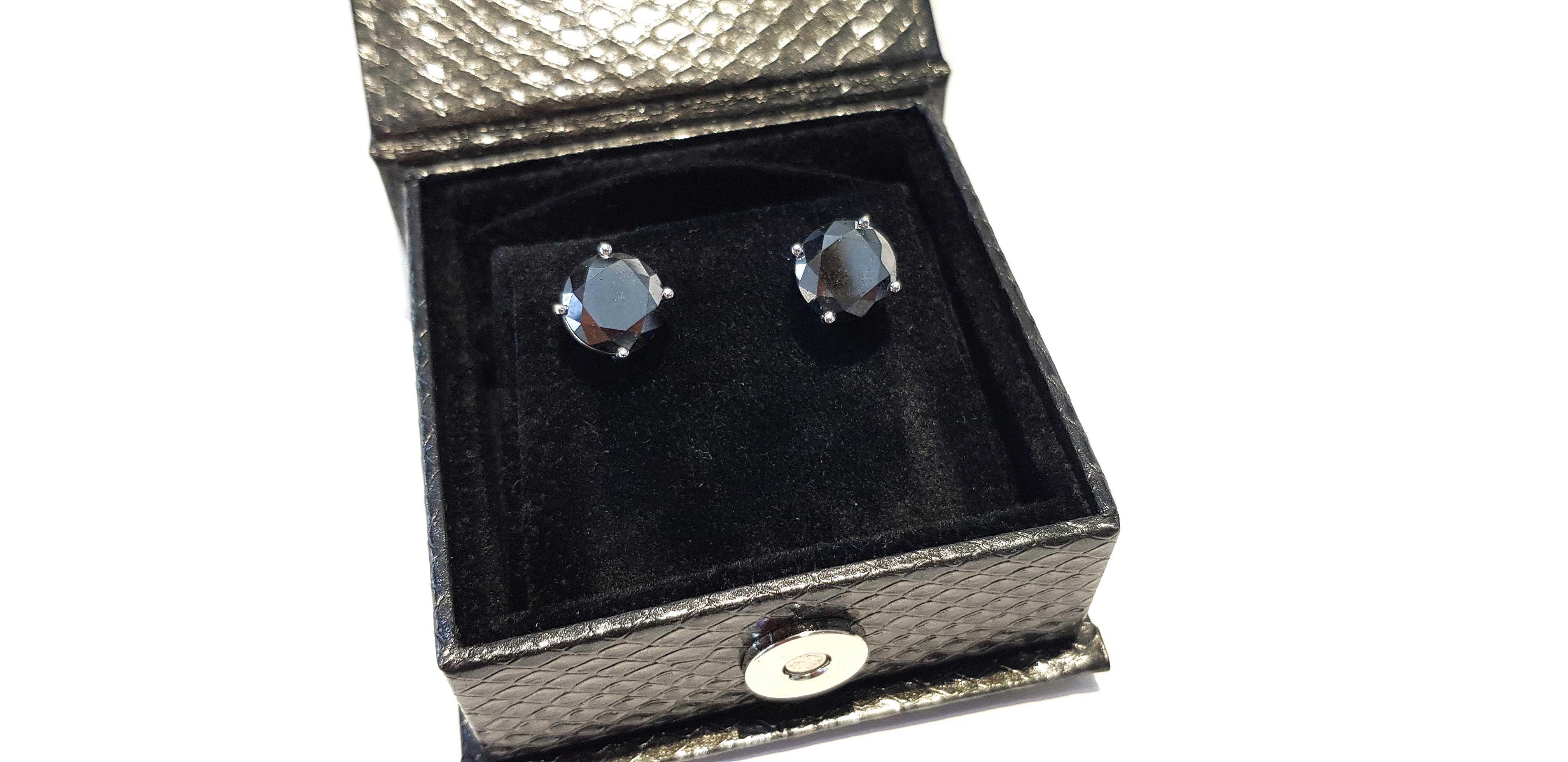 8.74 Carat Black Diamond 18 Karat White Gold Solitaire Stud Earrings For Sale 5
