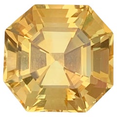 Pierre précieuse de forme hexagonale, citrine jaune naturelle facettée de 8,75 carats