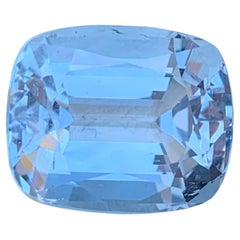 8.75 Carat Natural Loose Aquamarine Goshenite Cushion Shape Gem