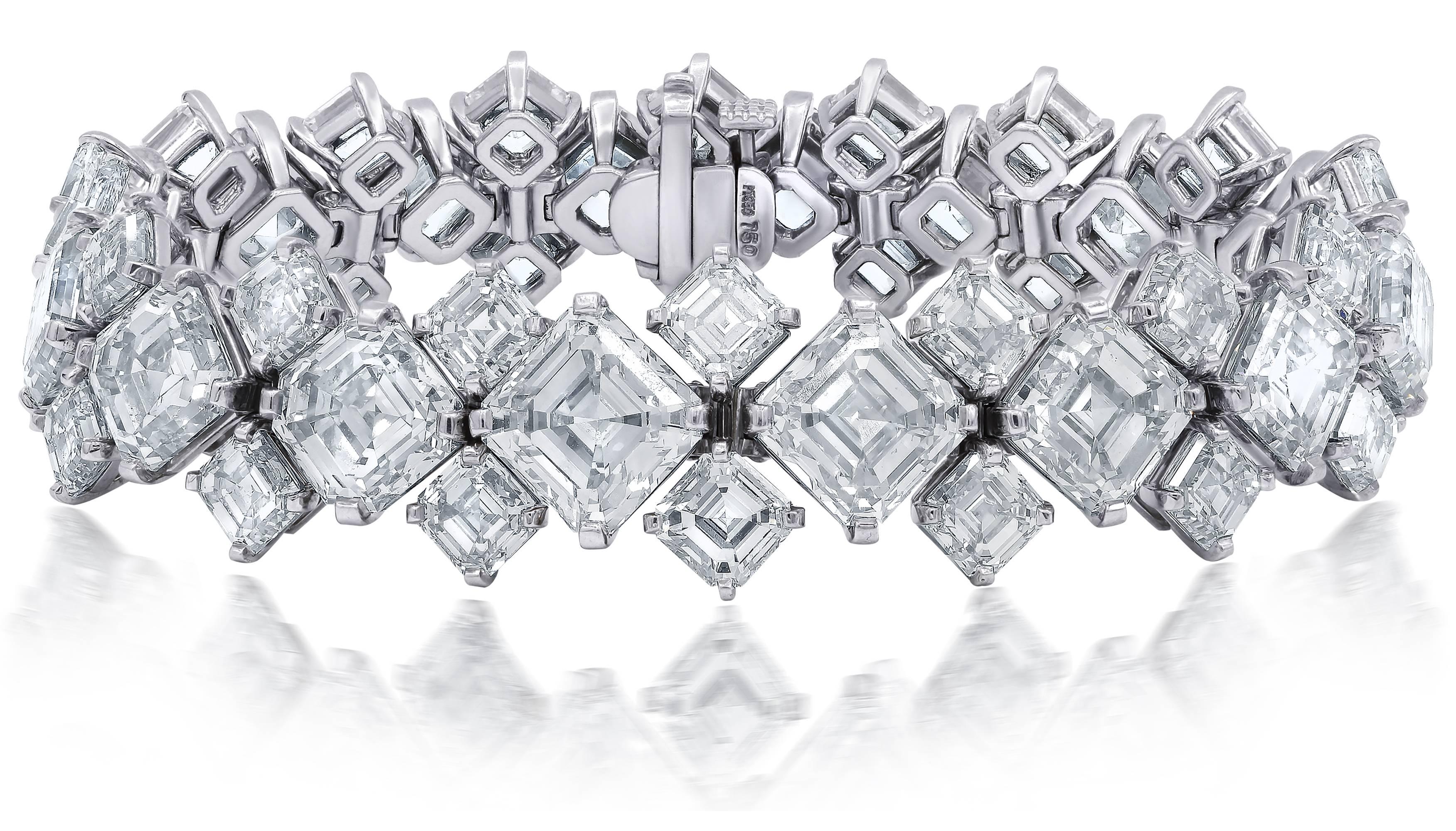 87,70 Karat GIA-zertifiziertes Platinarmband mit Diamanten im Asscher-Schliff im Angebot 1