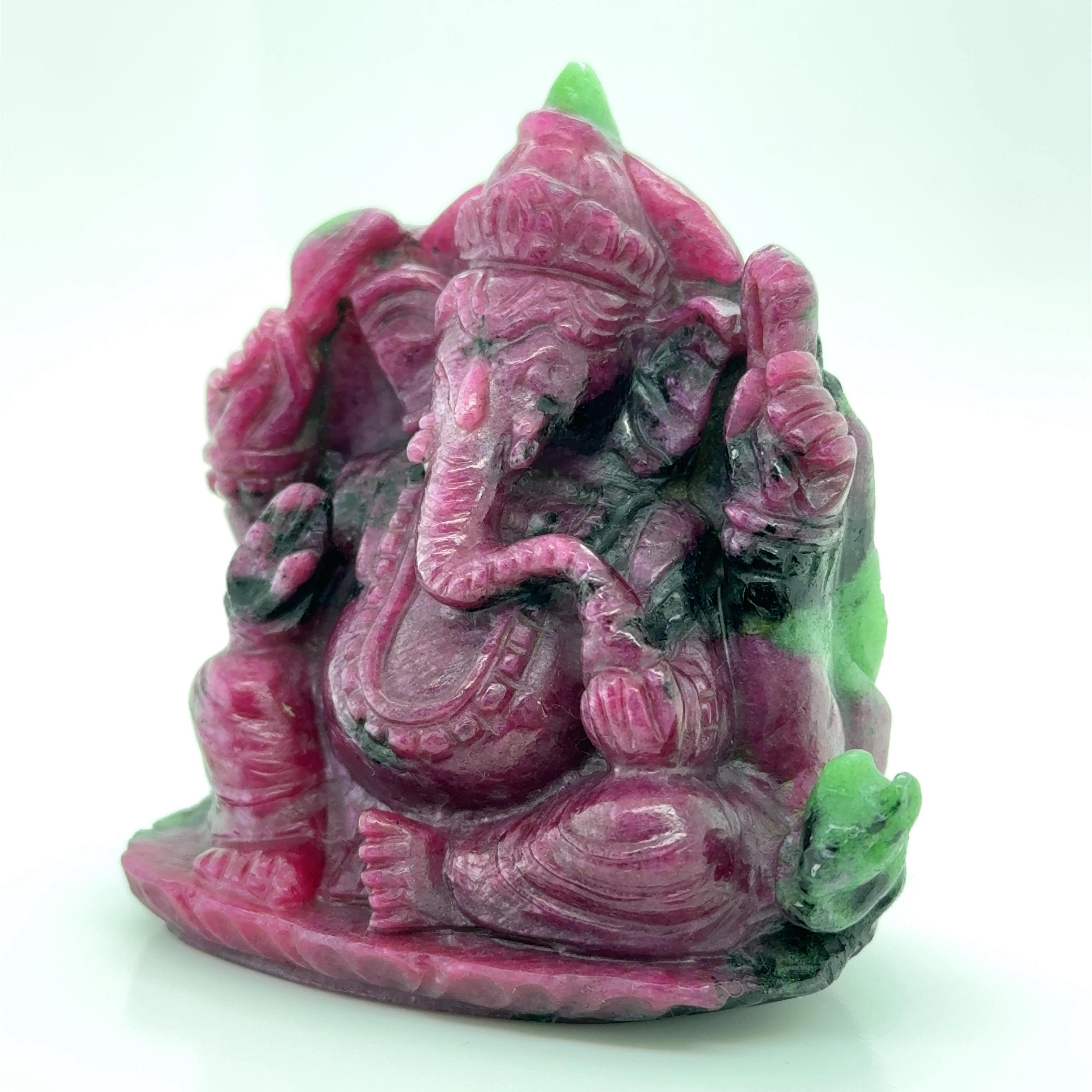 Women's or Men's 877.81 Carats Natural Tanzania Ruby Ganesha Carving Statue For Sale