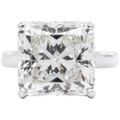 Anello di fidanzamento con diamante taglio radiante I SI1 GIA da 8,78 carati, in platino