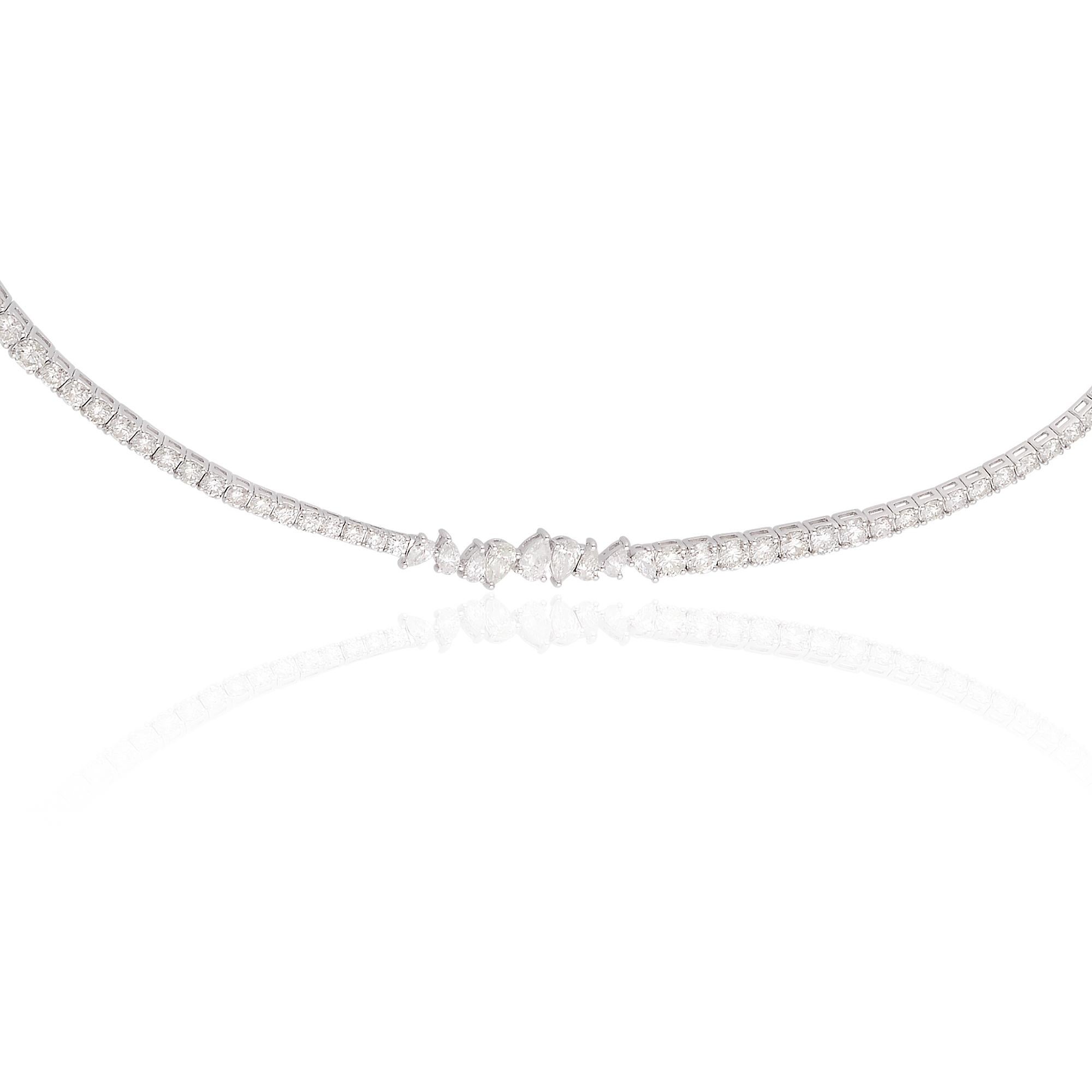 Das Herzstück dieses Colliers ist die Anordnung von Diamanten im Birnen- und Rundschliff mit einem Gesamtgewicht von 8,7 Karat. Diese Diamanten weisen eine SI-Klarheit und eine HI-Farbklassifizierung auf, was eine außergewöhnliche Transparenz und