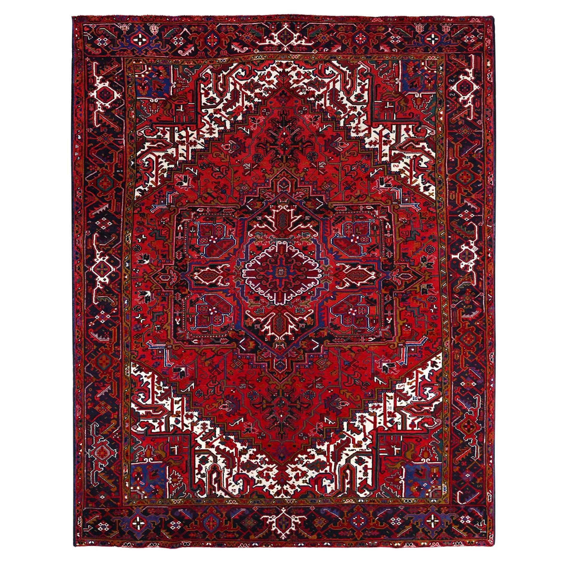 8'7 "x10'10" Rojo Granada Lana Gastada Anudada a Mano Alfombra Oriental Persa Vintage